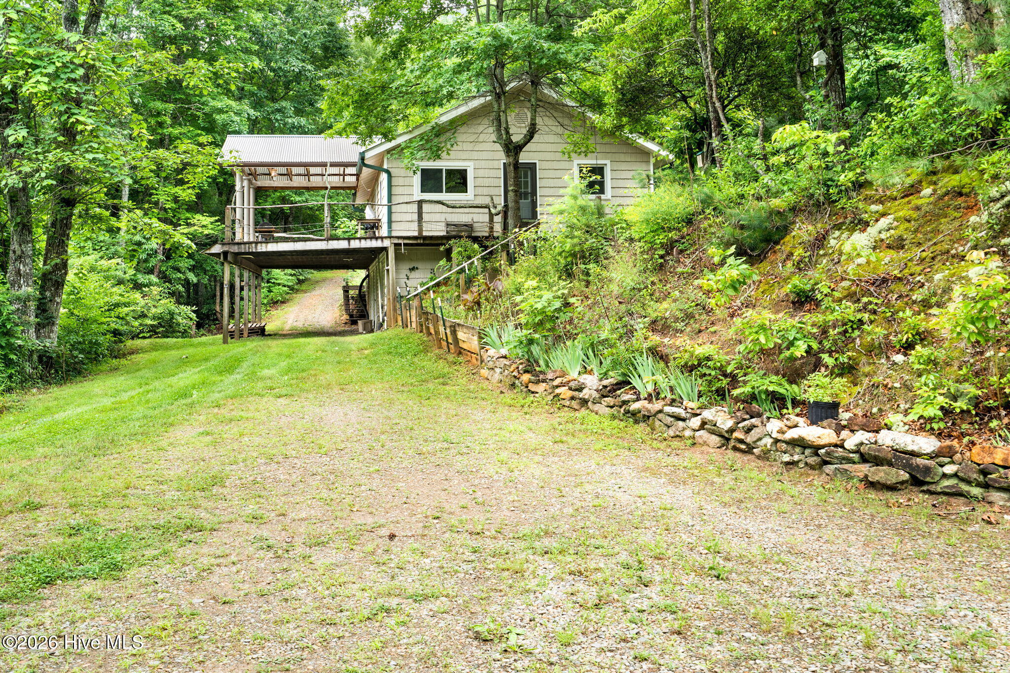 623 Denton Road Property Photo 15