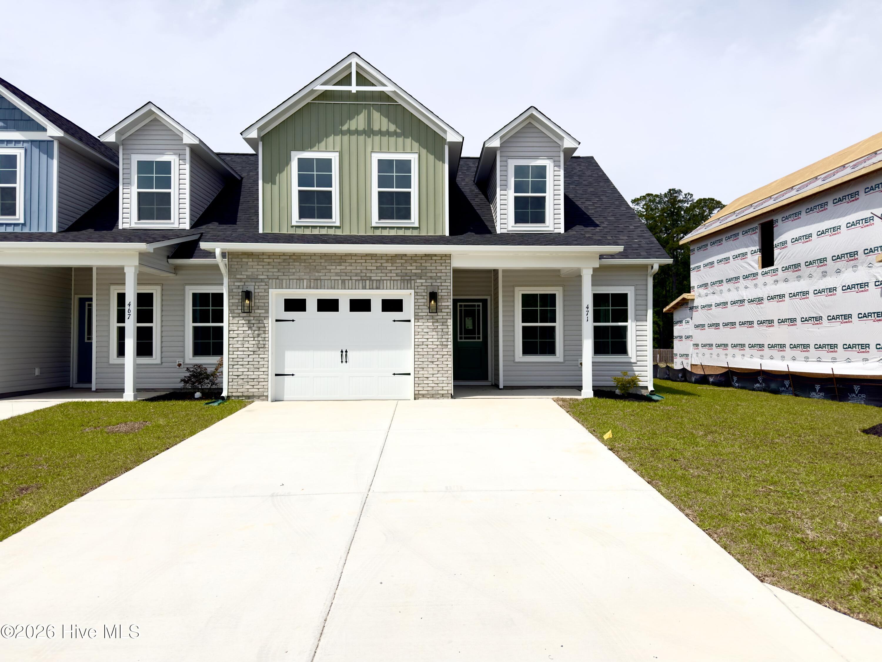 495 Timbercrest Circle SE Property Photo 1