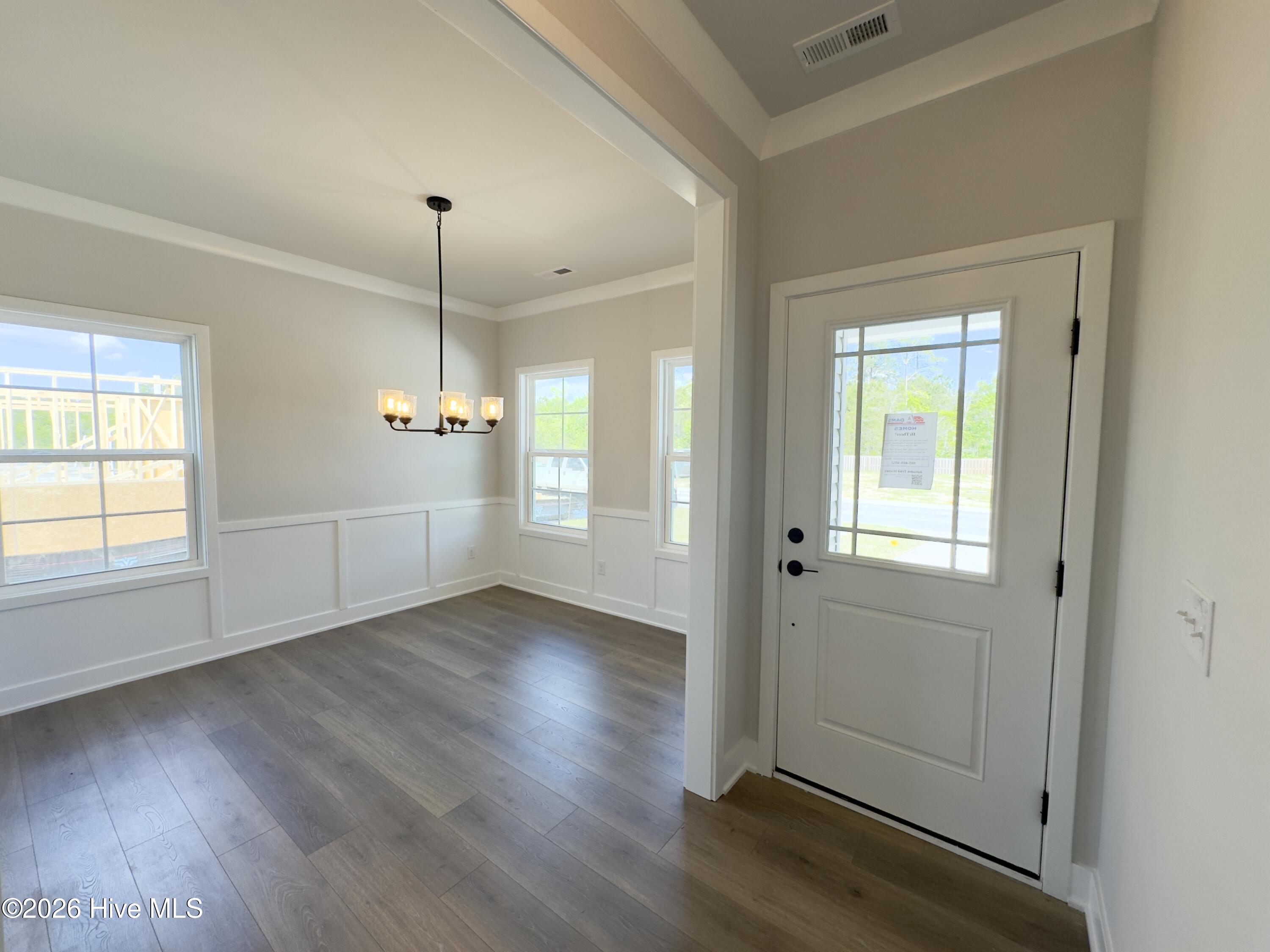 495 Timbercrest Circle Se Property Photo 4