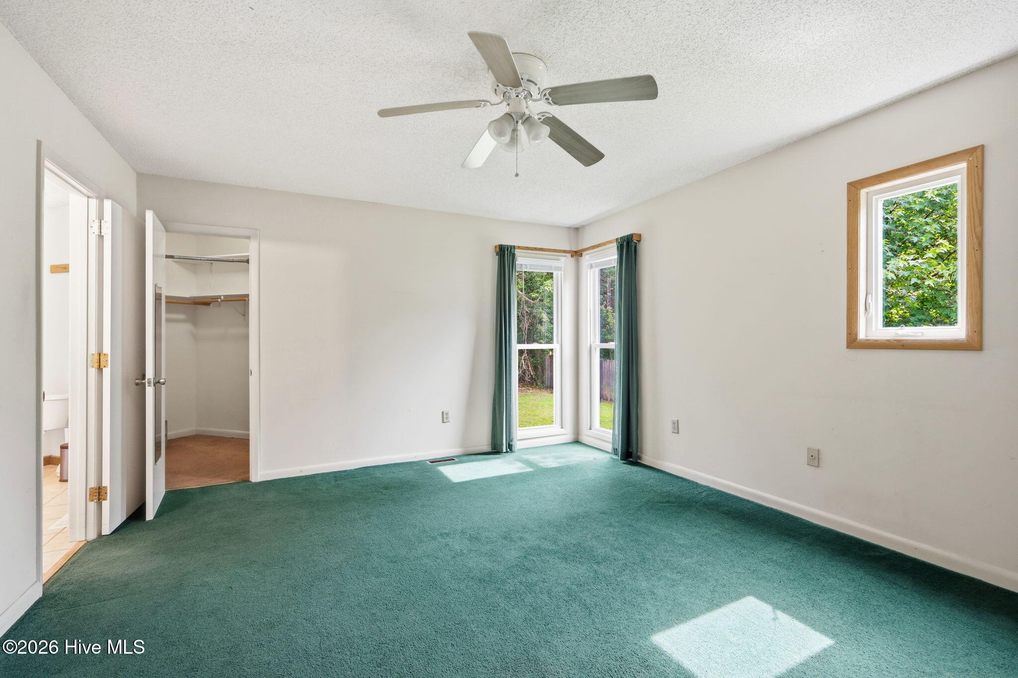 115 N Harbor Drive Property Photo 17