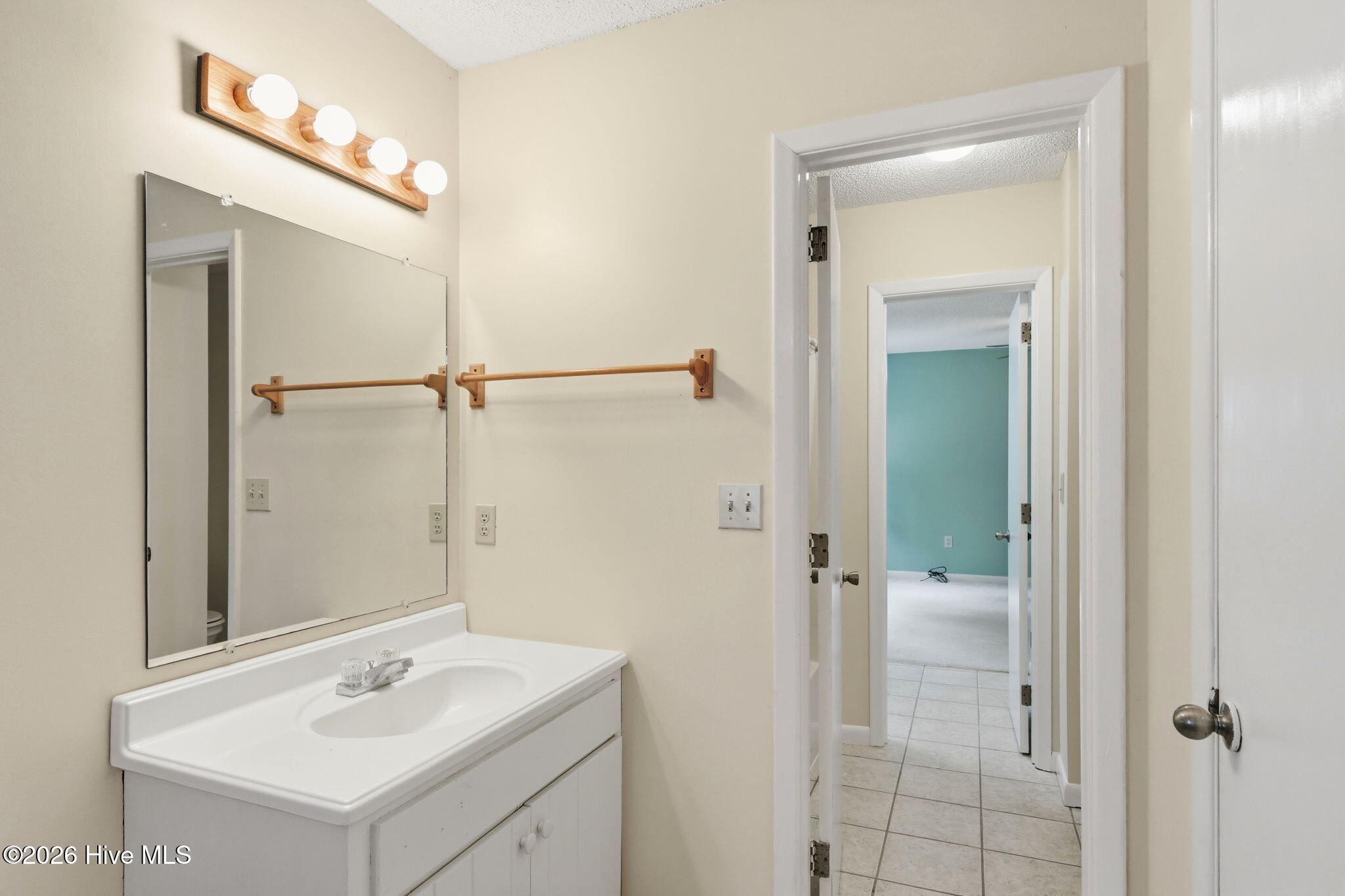 115 N Harbor Drive Property Photo 19
