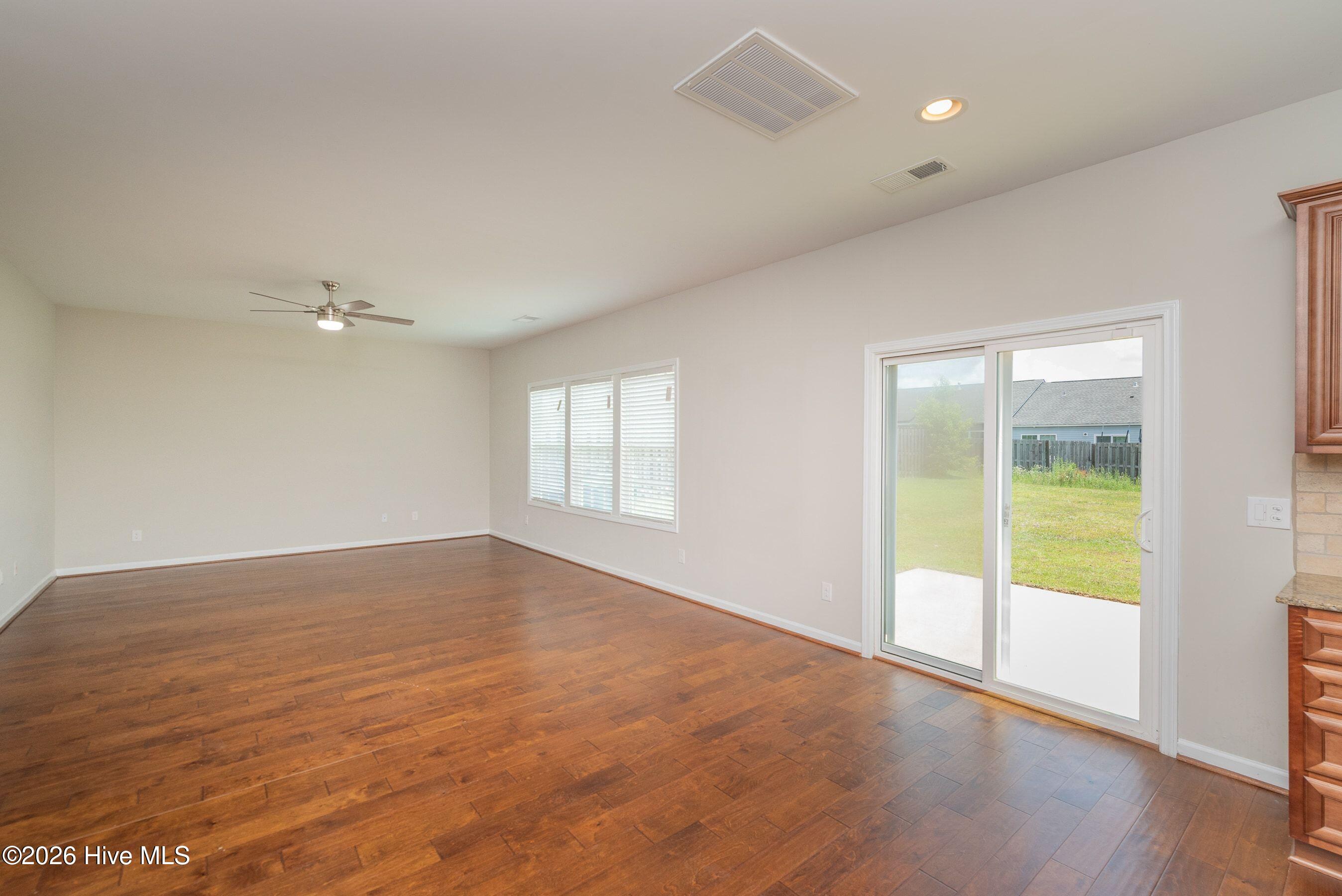 737 Jericho Court Property Photo 14