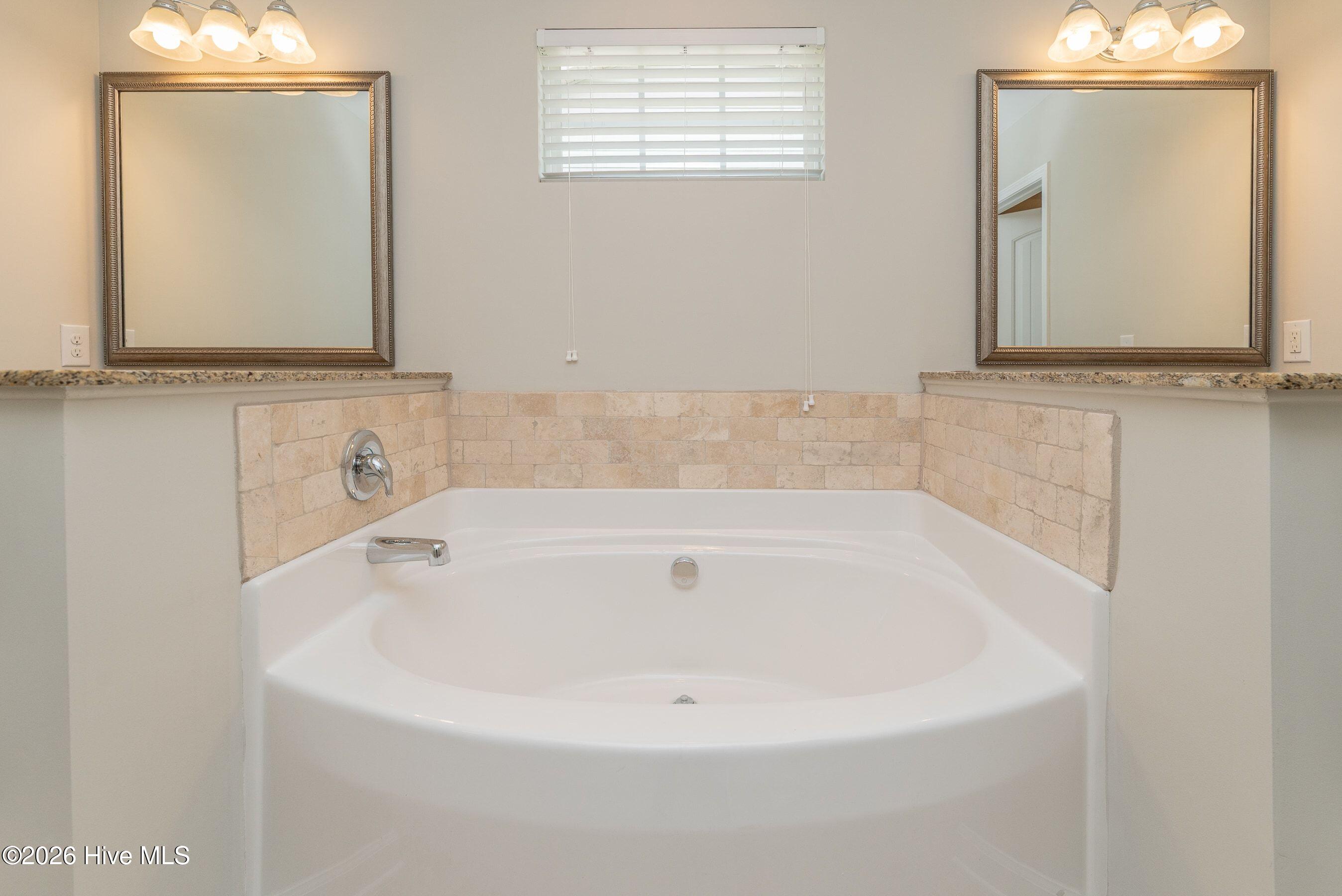 737 Jericho Court Property Photo 24