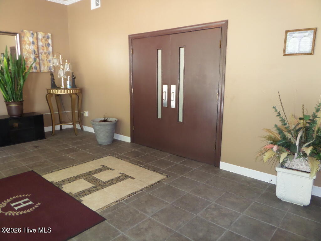 3865 S Main Street Property Photo 19