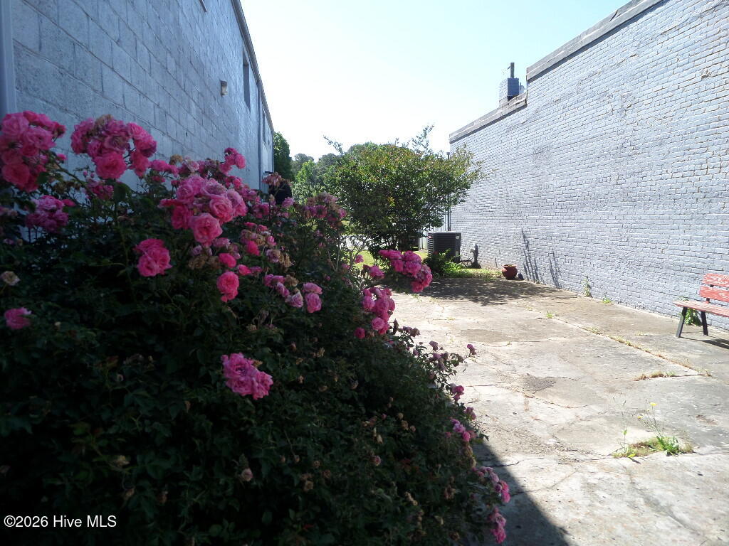 3865 S Main Street Property Photo 48