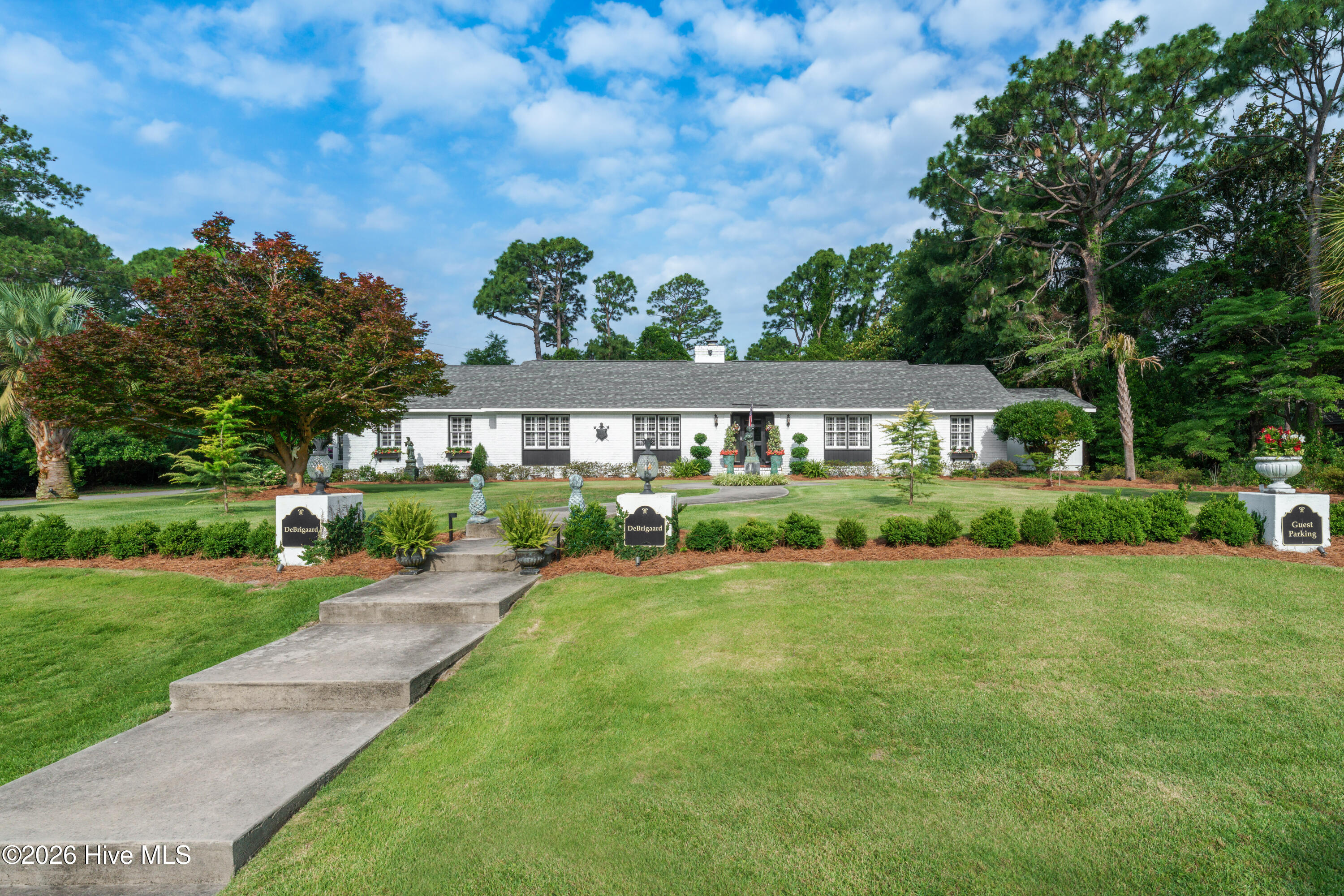 2228 Parham Drive Property Photo 2