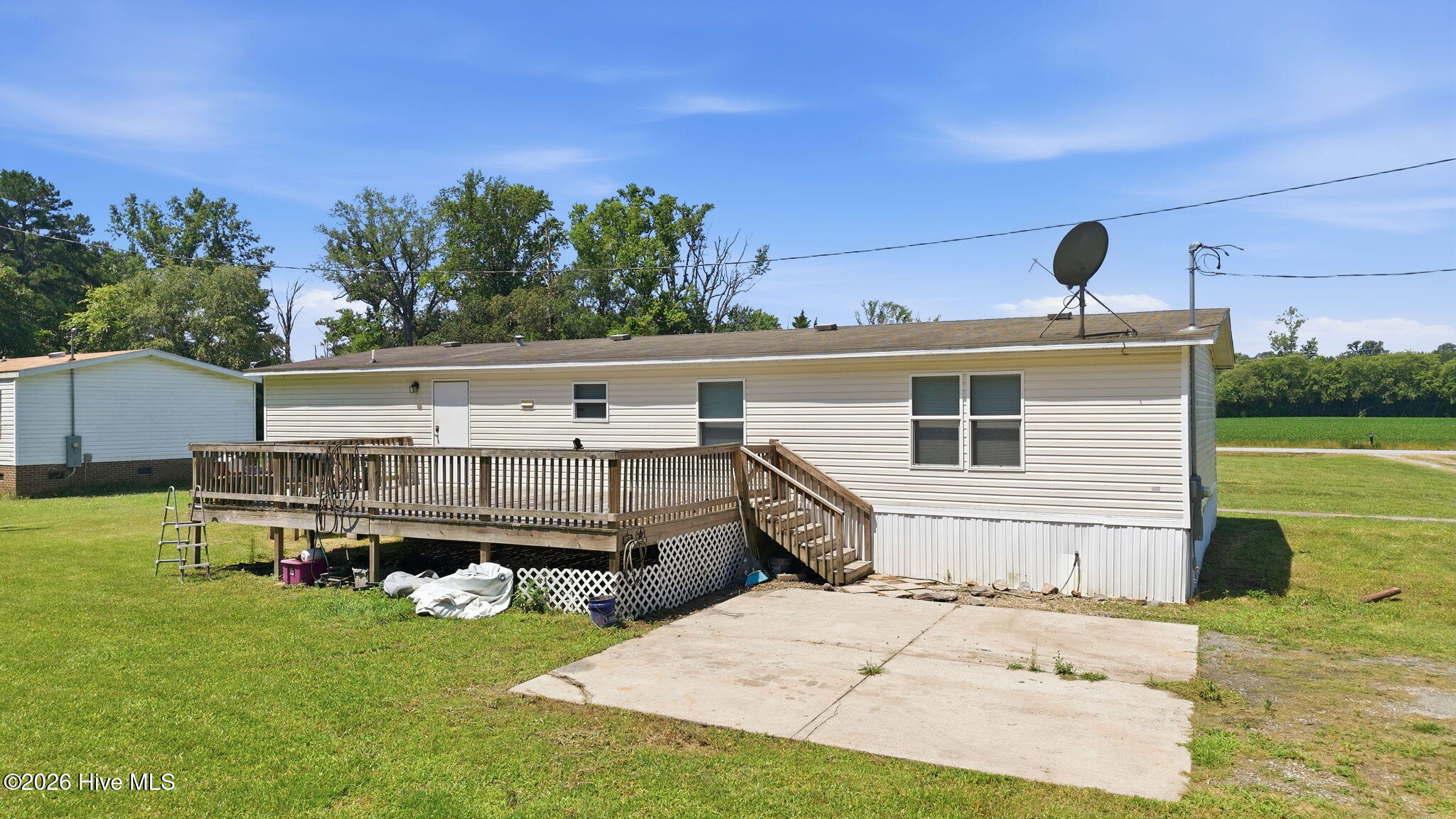 7015 Saint James Church Road Property Photo 6