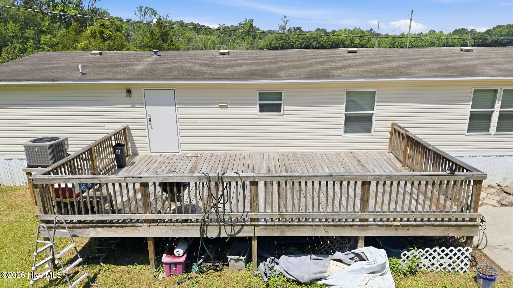 7015 Saint James Church Road Property Photo 8