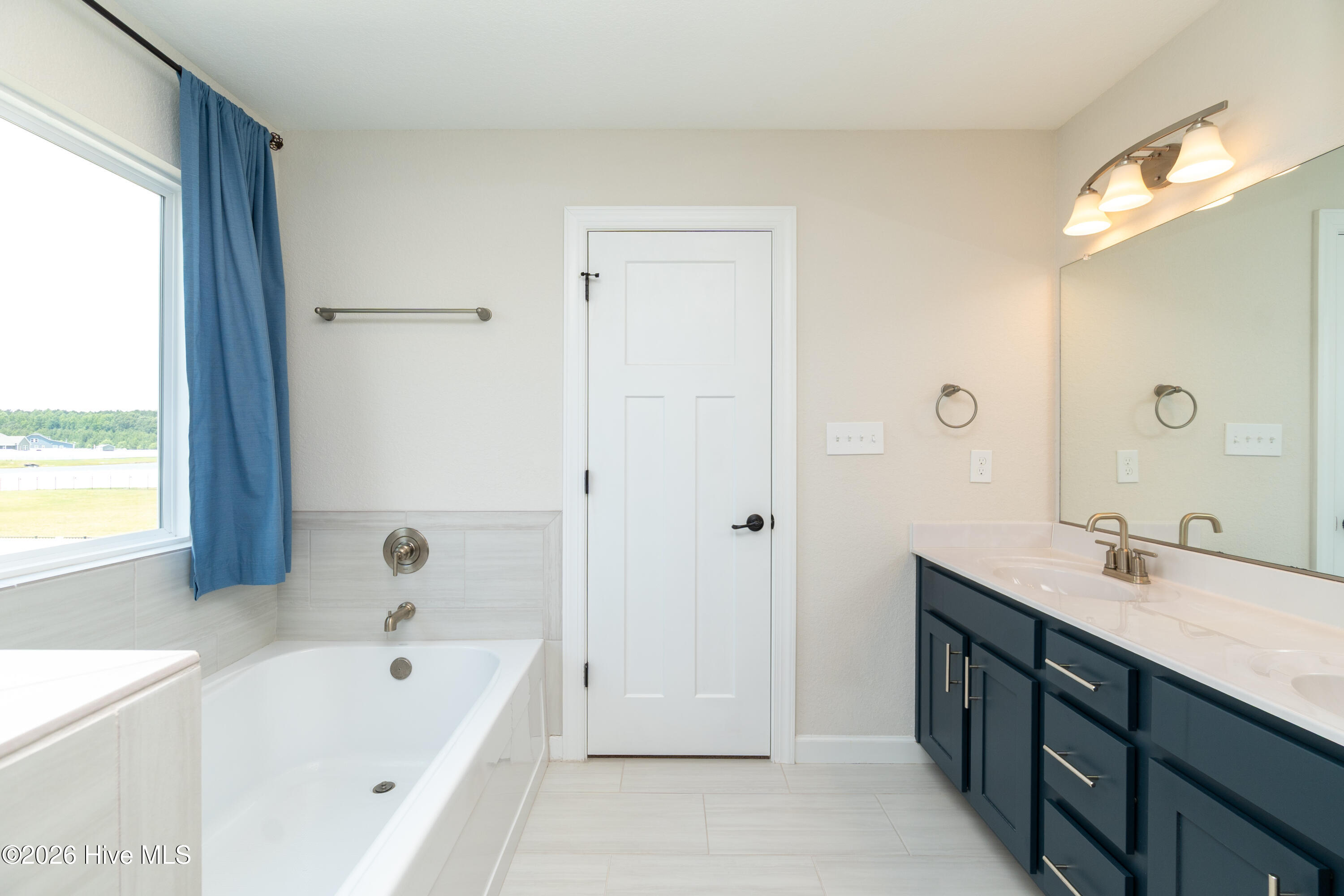 103 Ashbee Court Property Photo 33