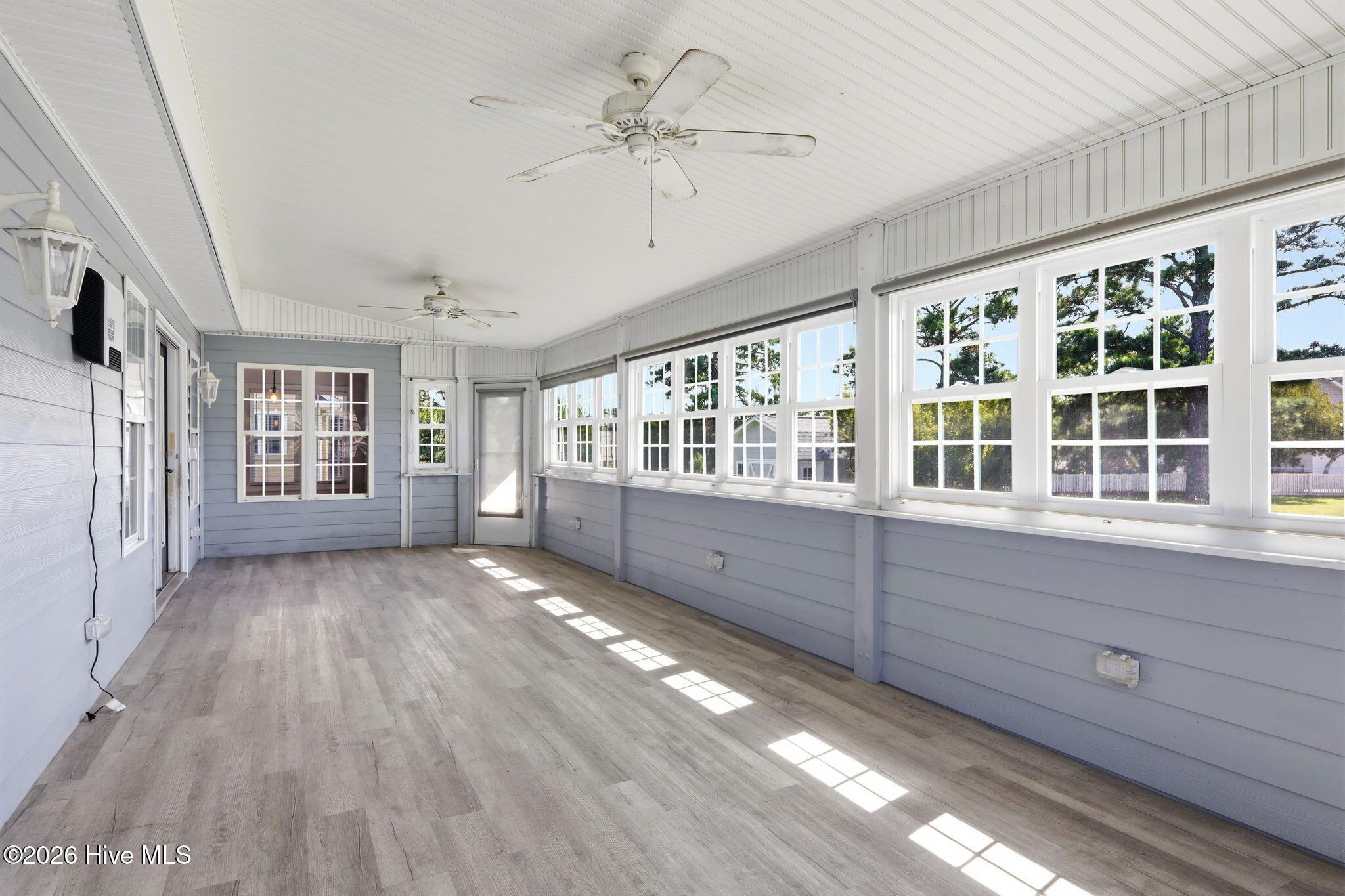 1602 Ivory Gull Drive Property Photo 9