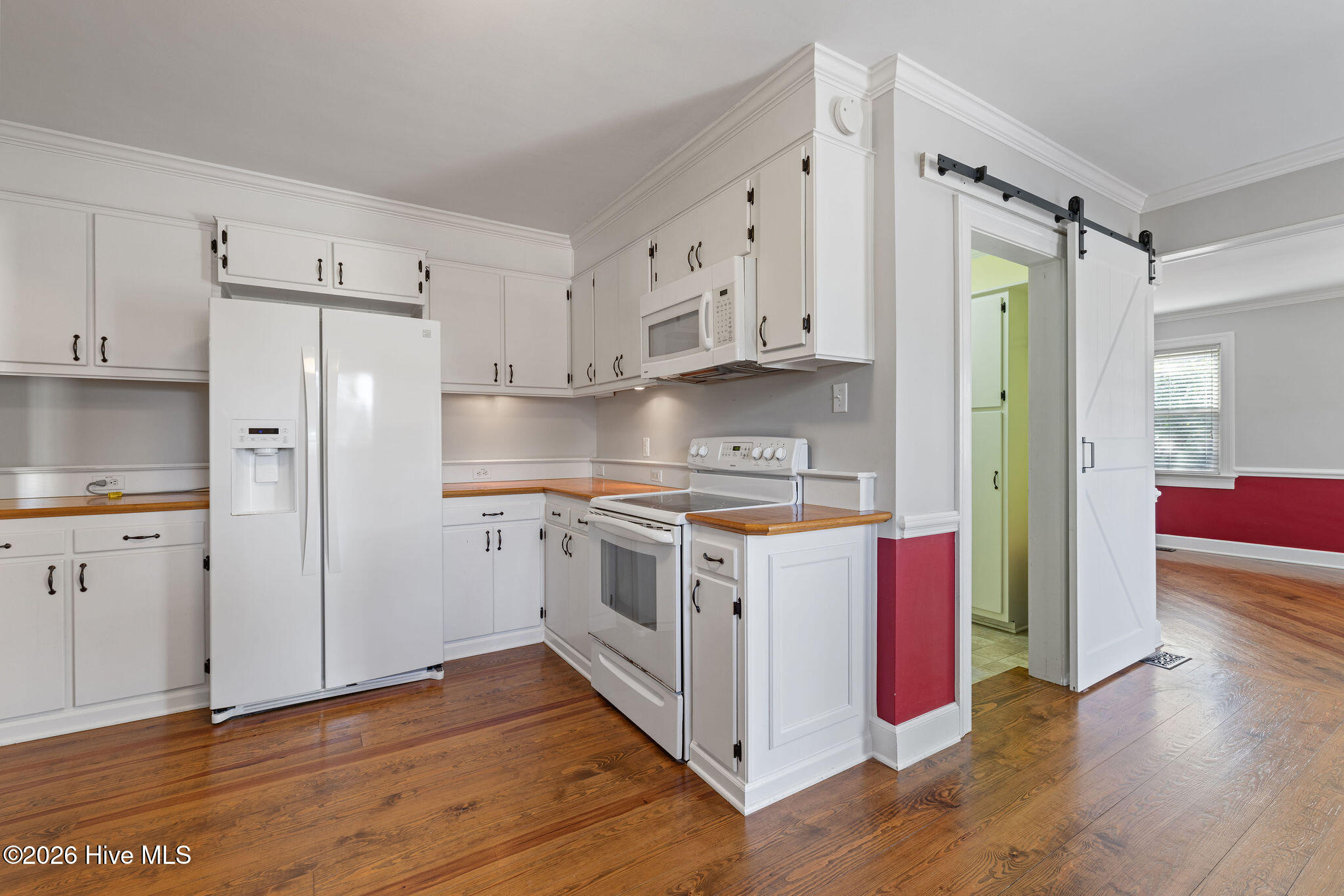1900 E Mulberry Street Property Photo 7