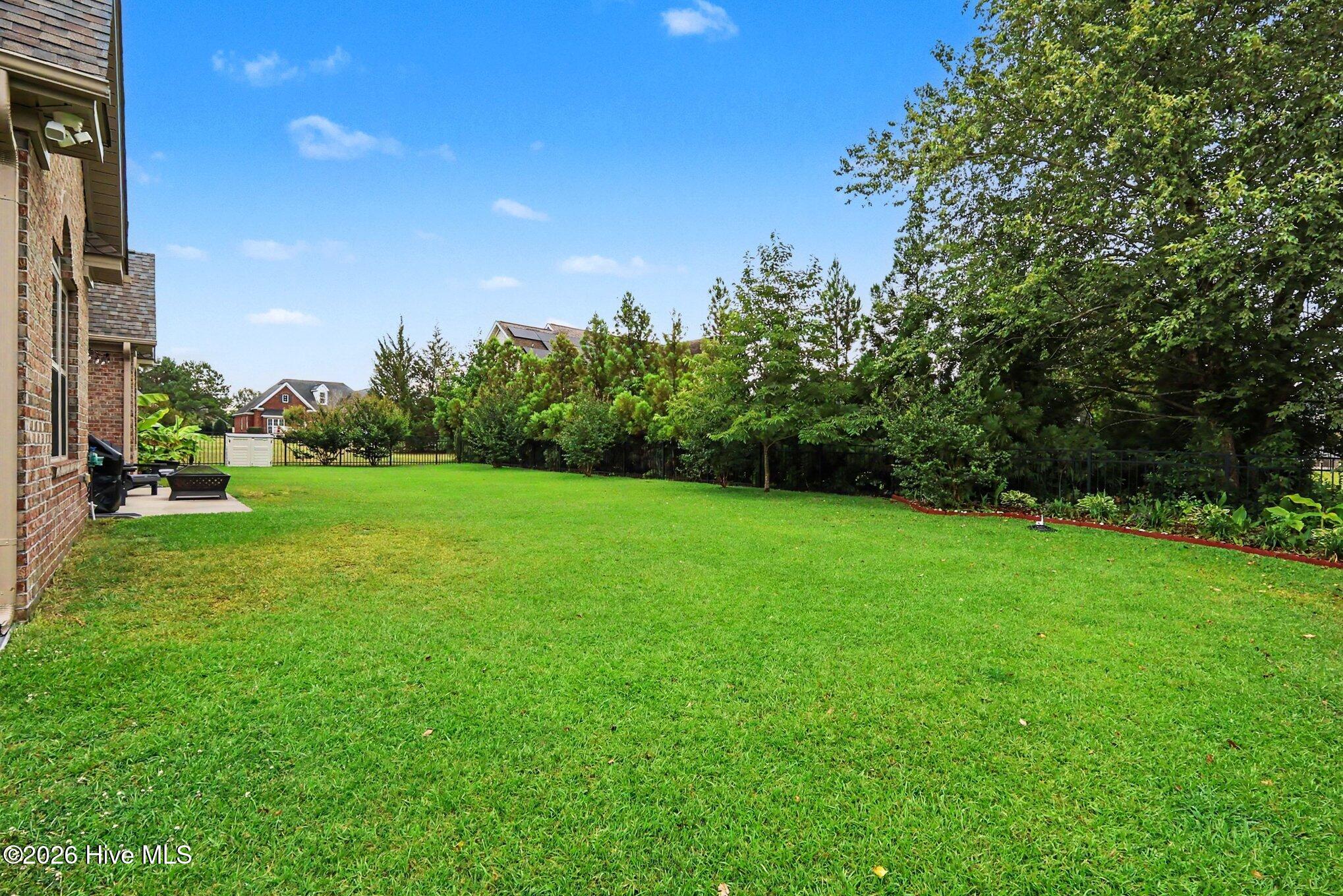 1404 Sunset Drive Property Photo 4
