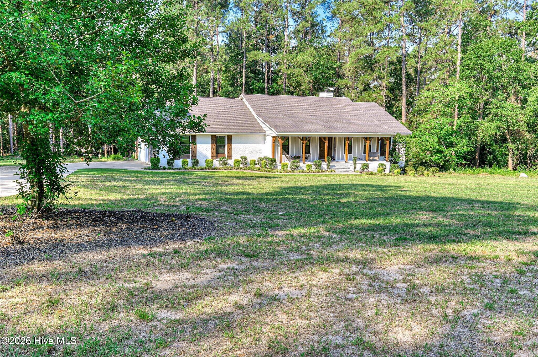 1006 Tamarack Drive Property Photo 5