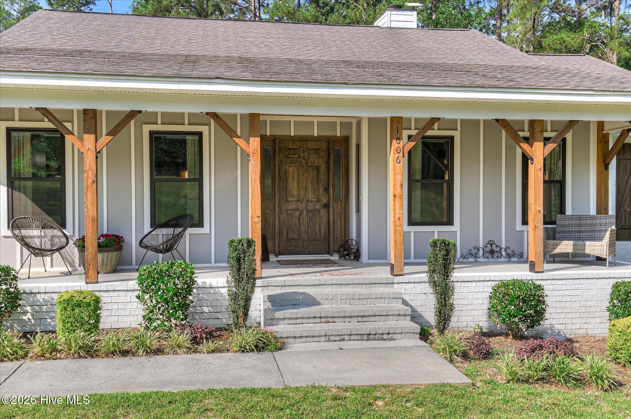 1006 Tamarack Drive Property Photo 7