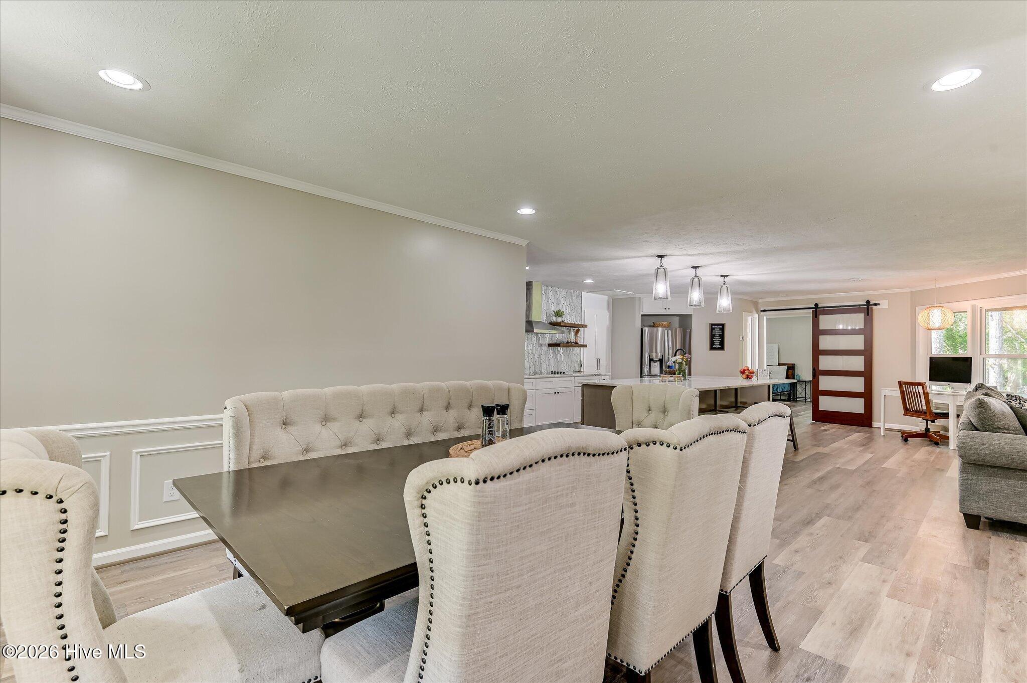 1006 Tamarack Drive Property Photo 32