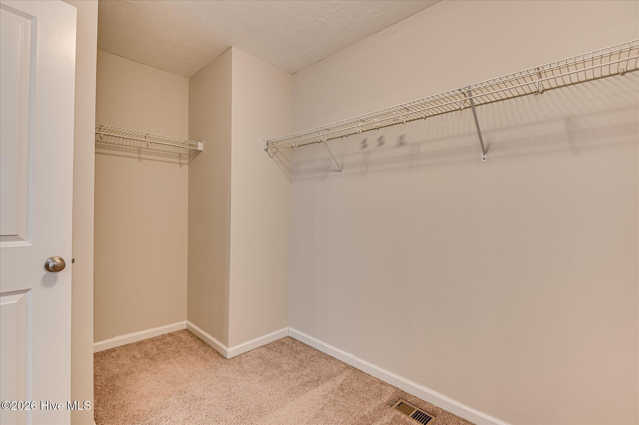 1049 Glenhaven Drive Property Photo 17