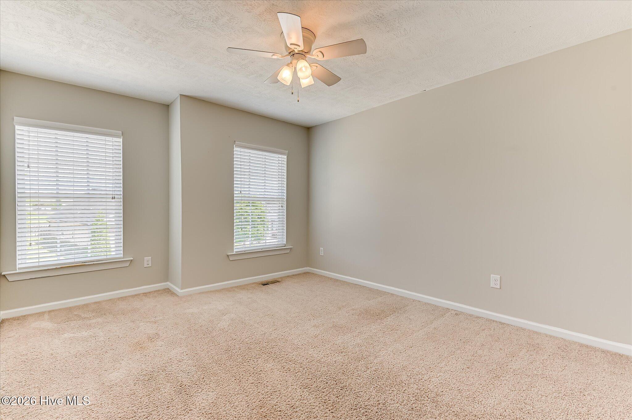 1049 Glenhaven Drive Property Photo 19