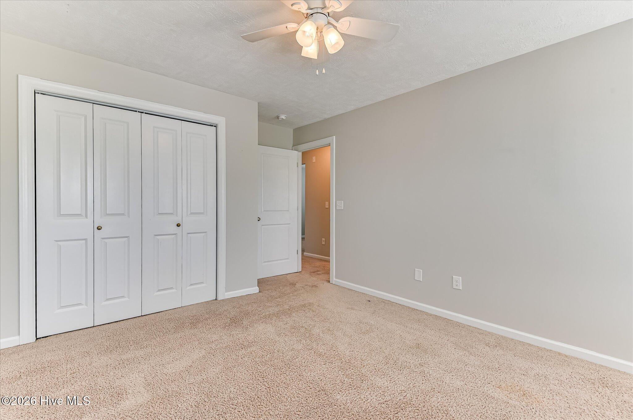 1049 Glenhaven Drive Property Photo 20