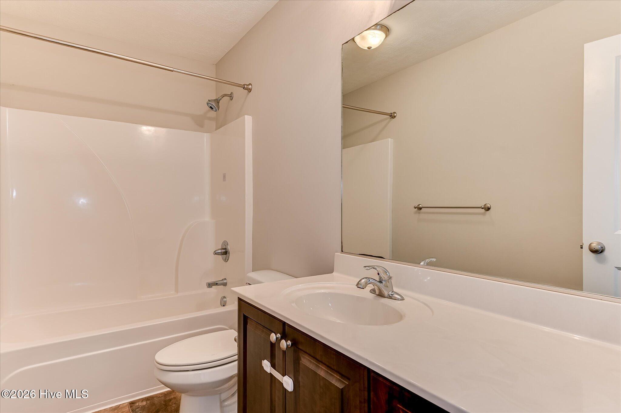 1049 Glenhaven Drive Property Photo 21