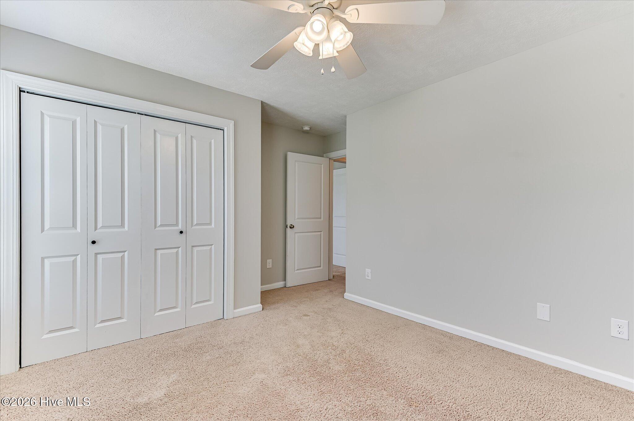 1049 Glenhaven Drive Property Photo 23