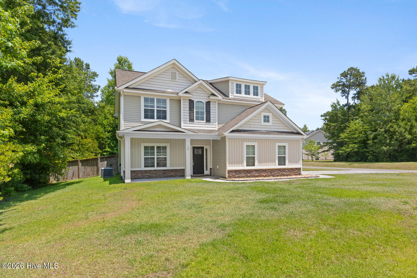 125 Navy Blue Drive Property Photo 1