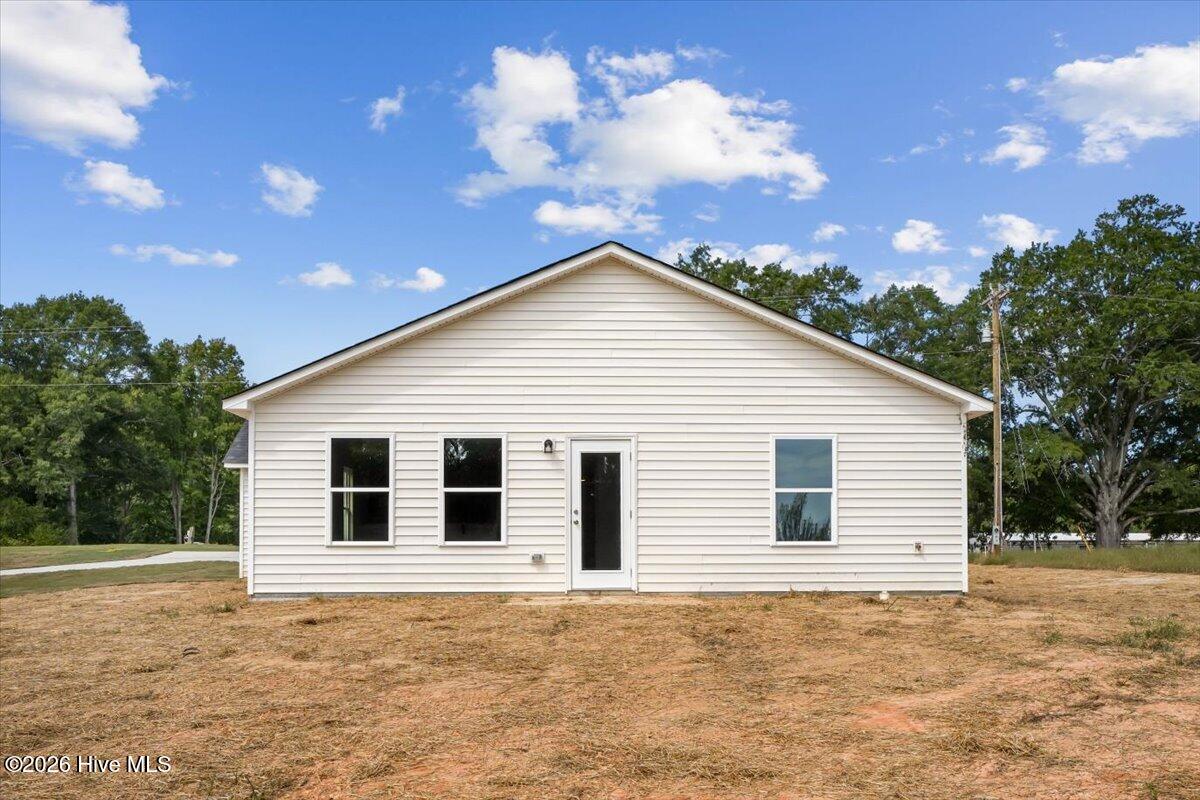 11455 Red Bud Road Property Photo 7