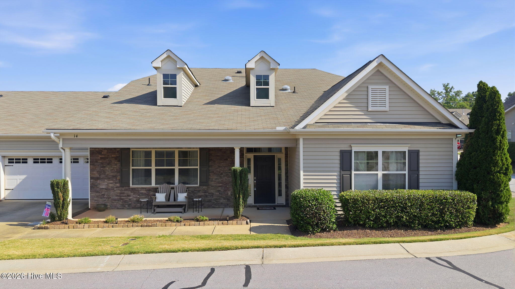 14 W Milan Court Property Photo 1