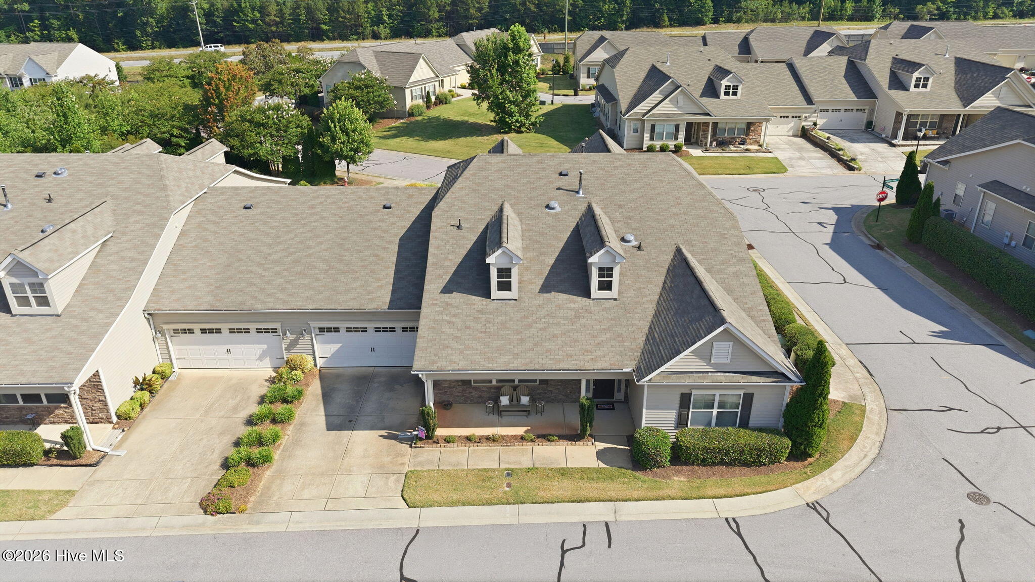 14 W Milan Court Property Photo 4