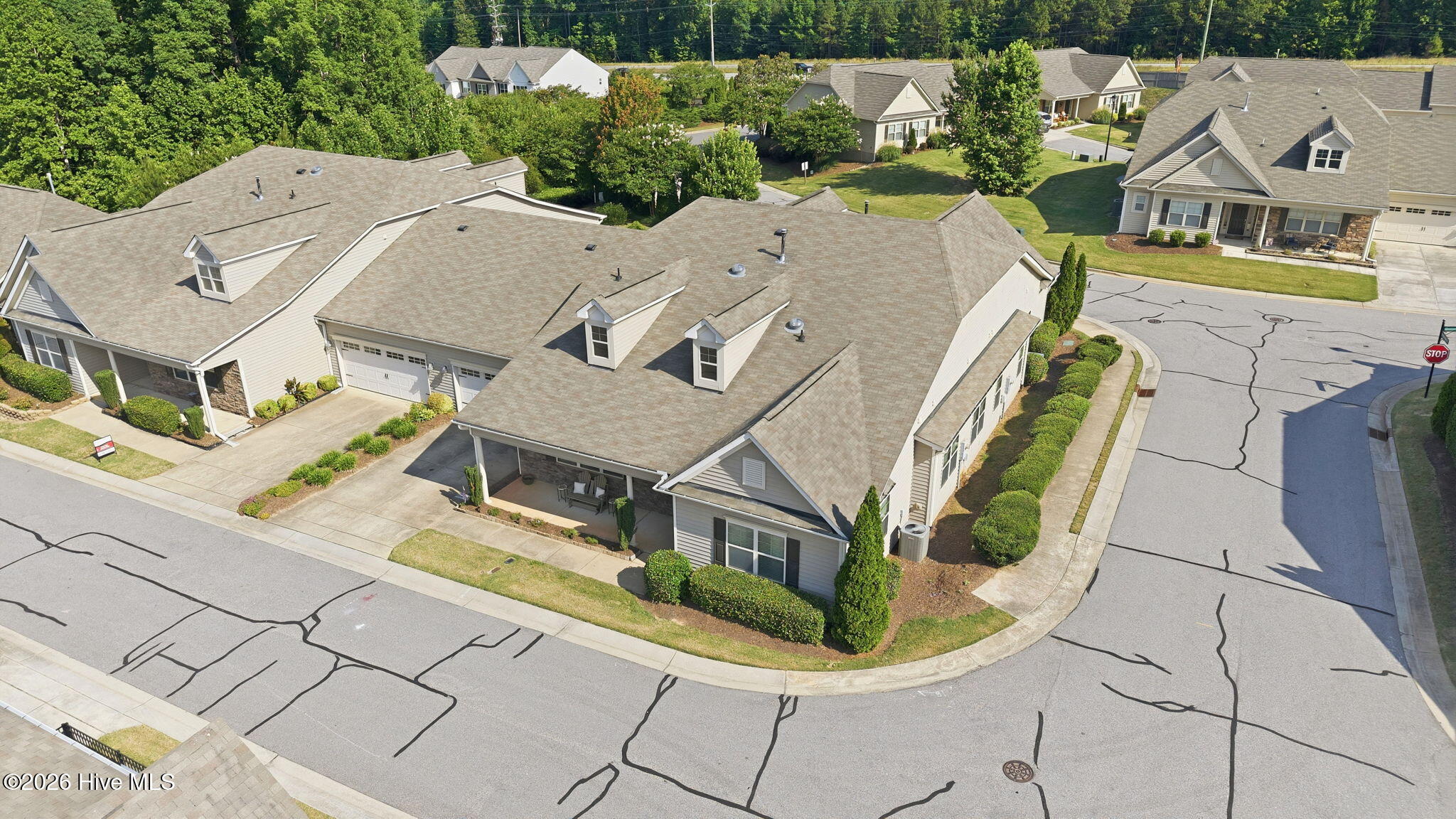 14 W Milan Court Property Photo 5
