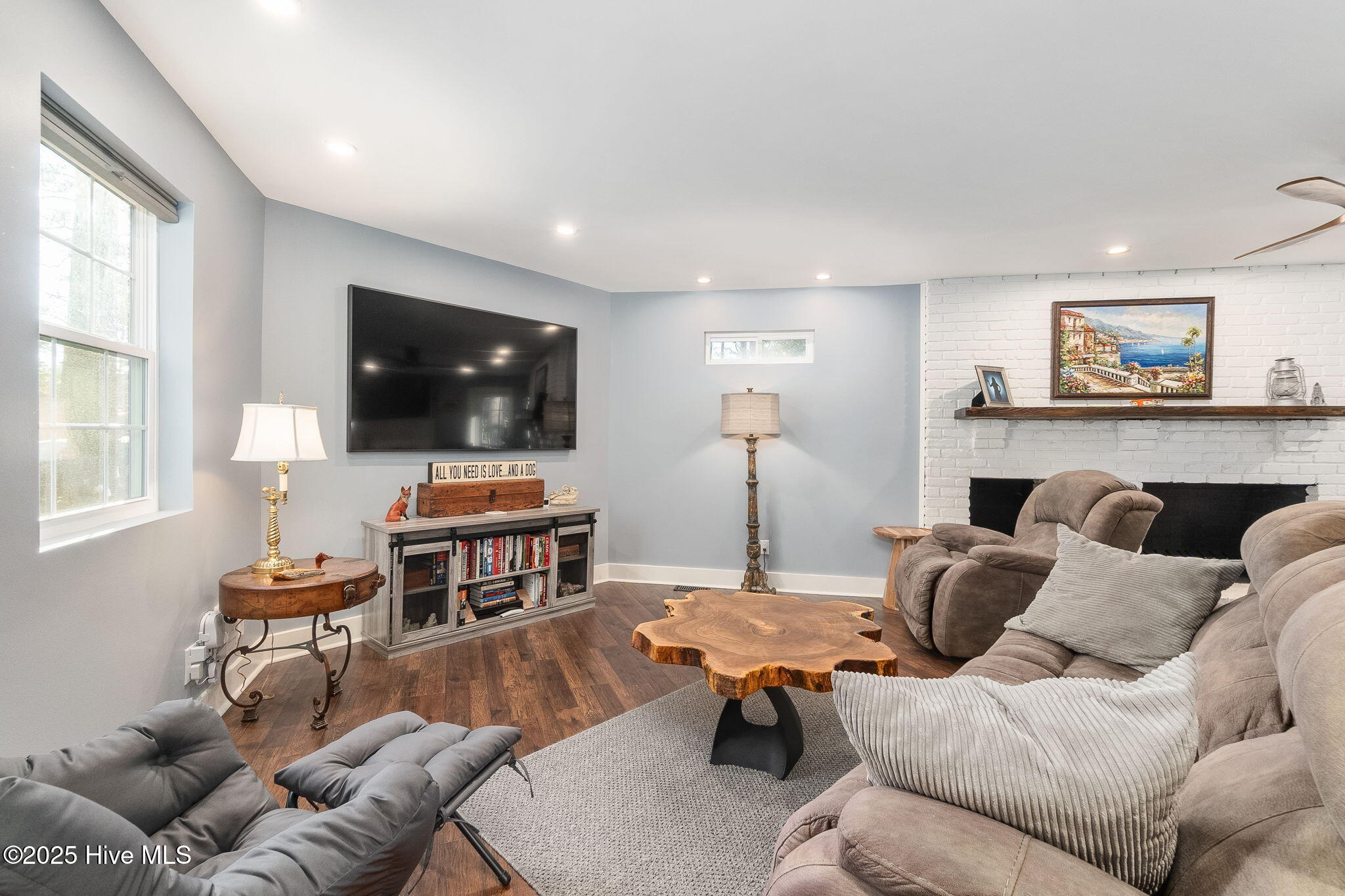4704 Trent Woods Drive Property Photo 12
