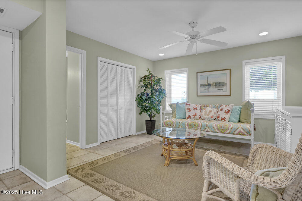 945 Radnor Road Property Photo 11