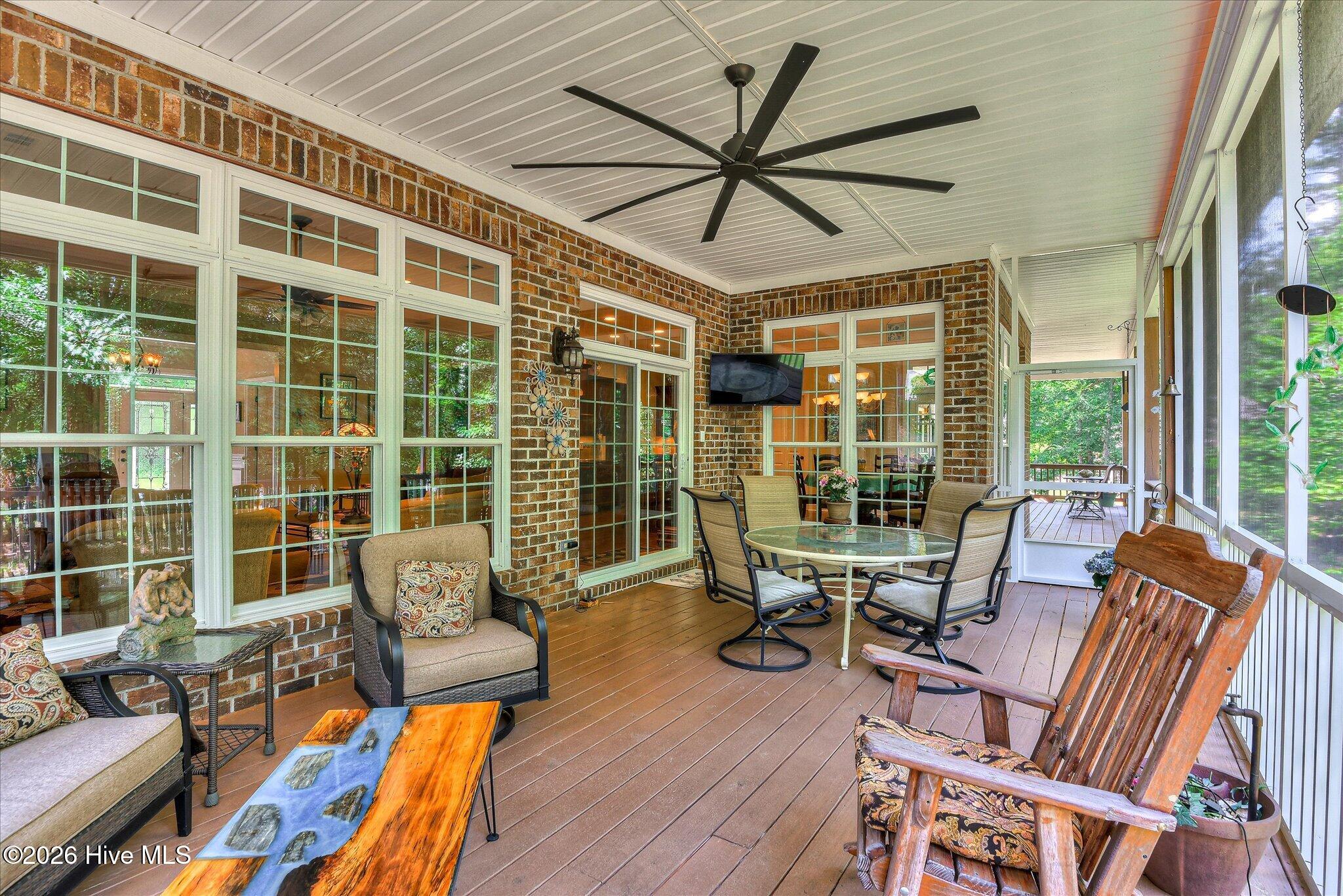164 Grandview Drive Property Photo 40