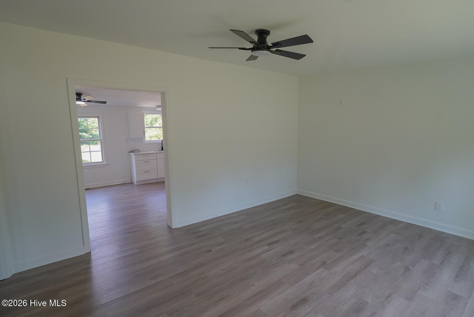 2929 W Timberlake Boulevard Property Photo 6