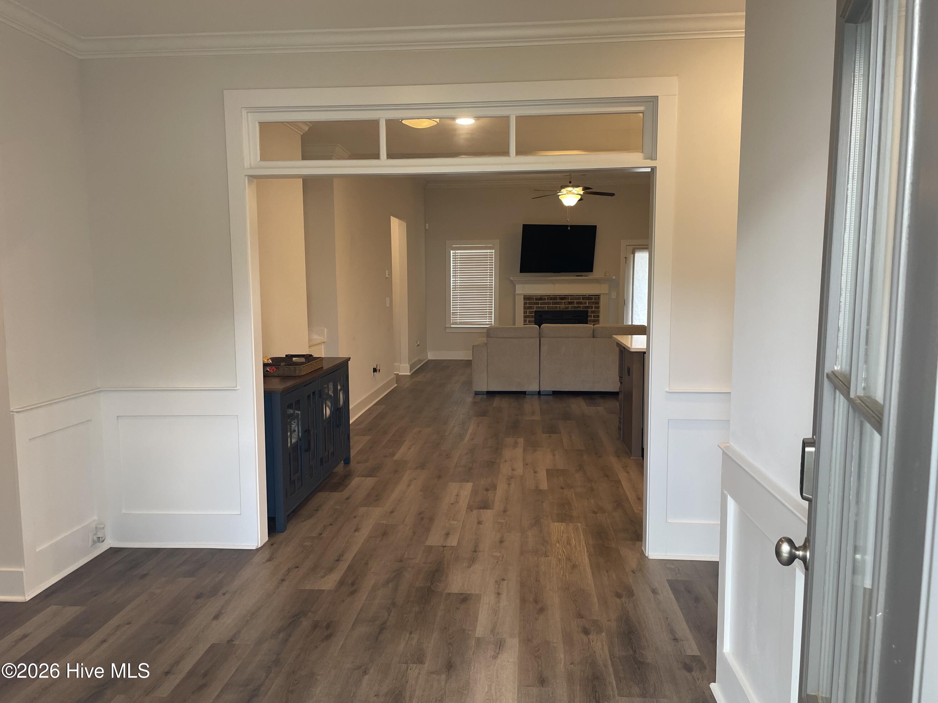 409 Barrow Lane Property Photo 2