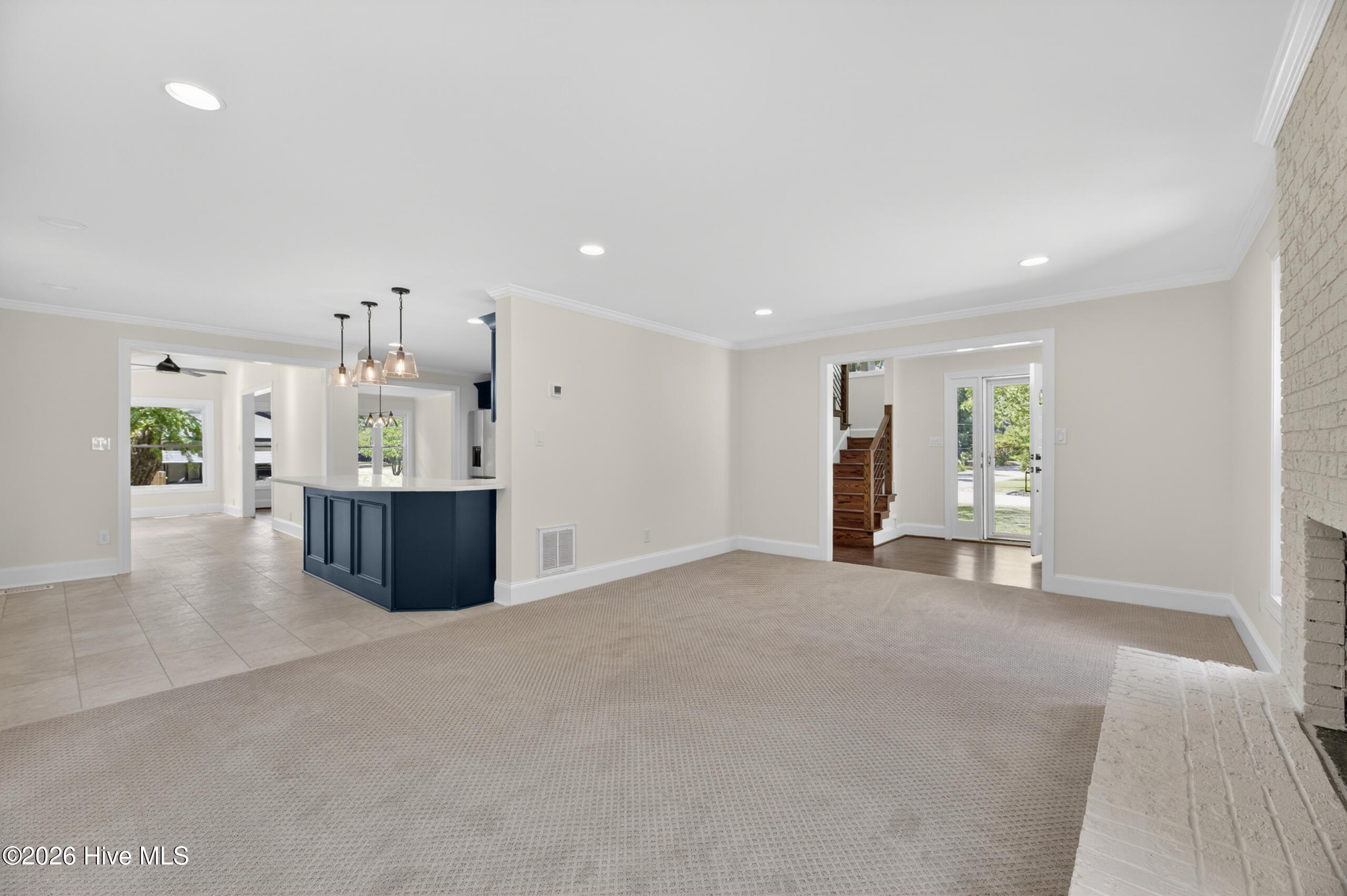 208 Dupont Circle Property Photo 6
