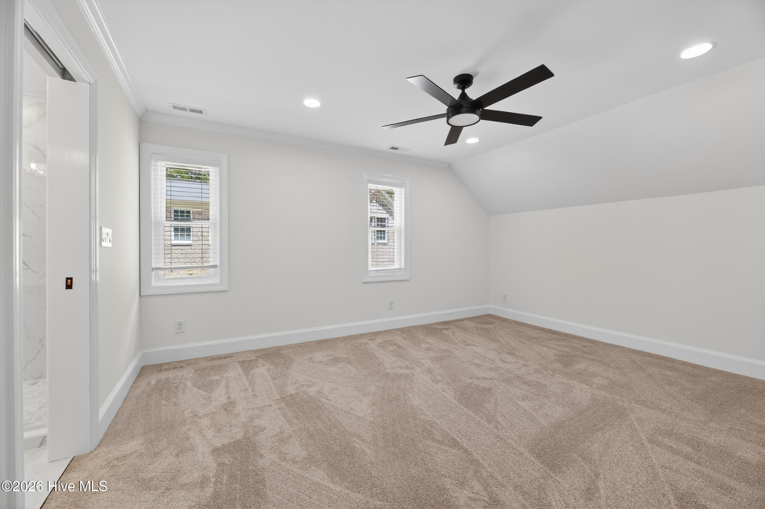 208 Dupont Circle Property Photo 27