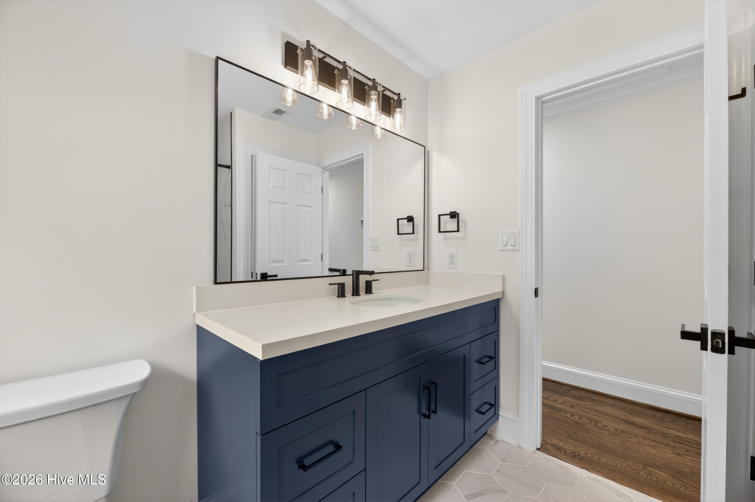 208 Dupont Circle Property Photo 40
