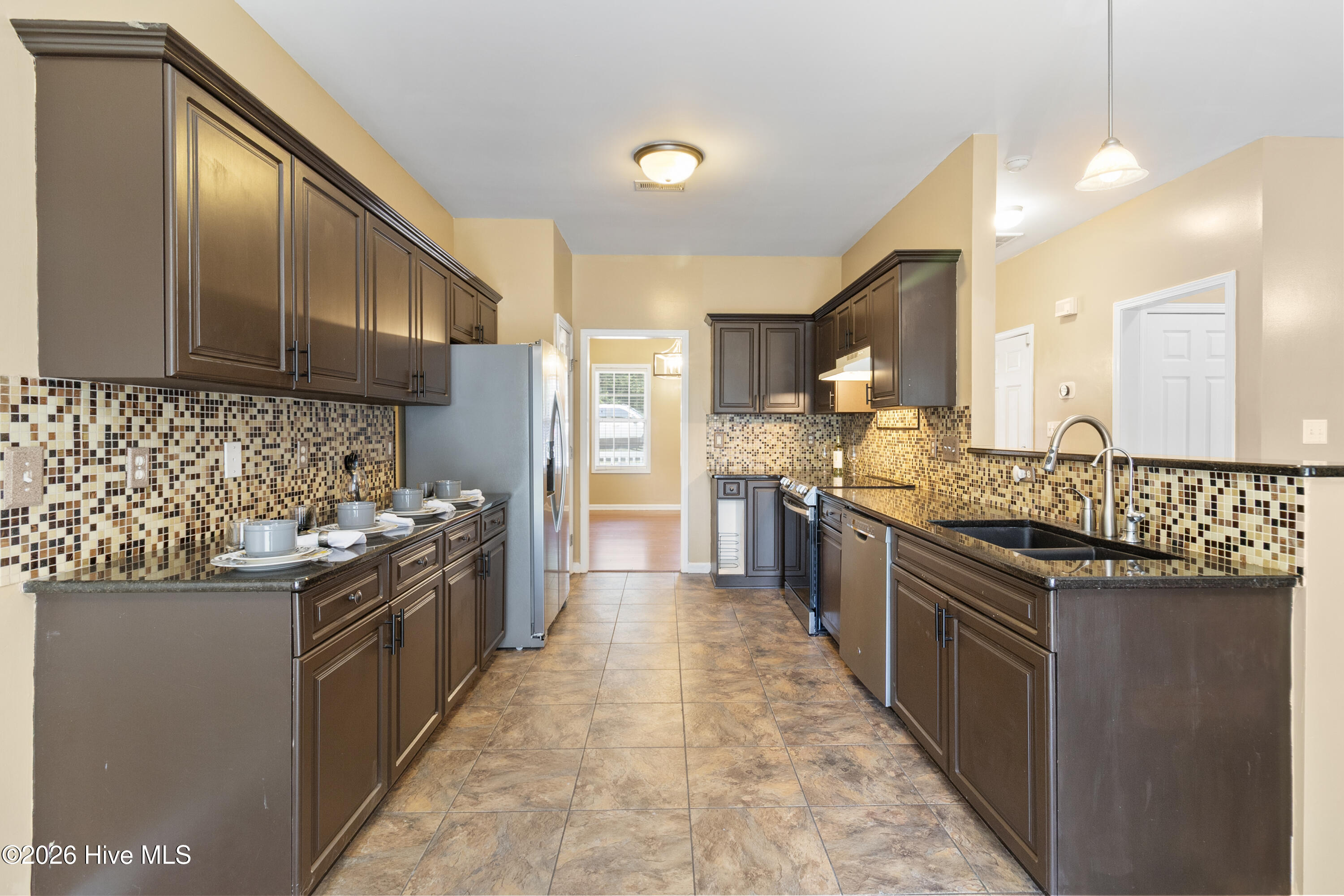 60 Hunters Way Property Photo 16