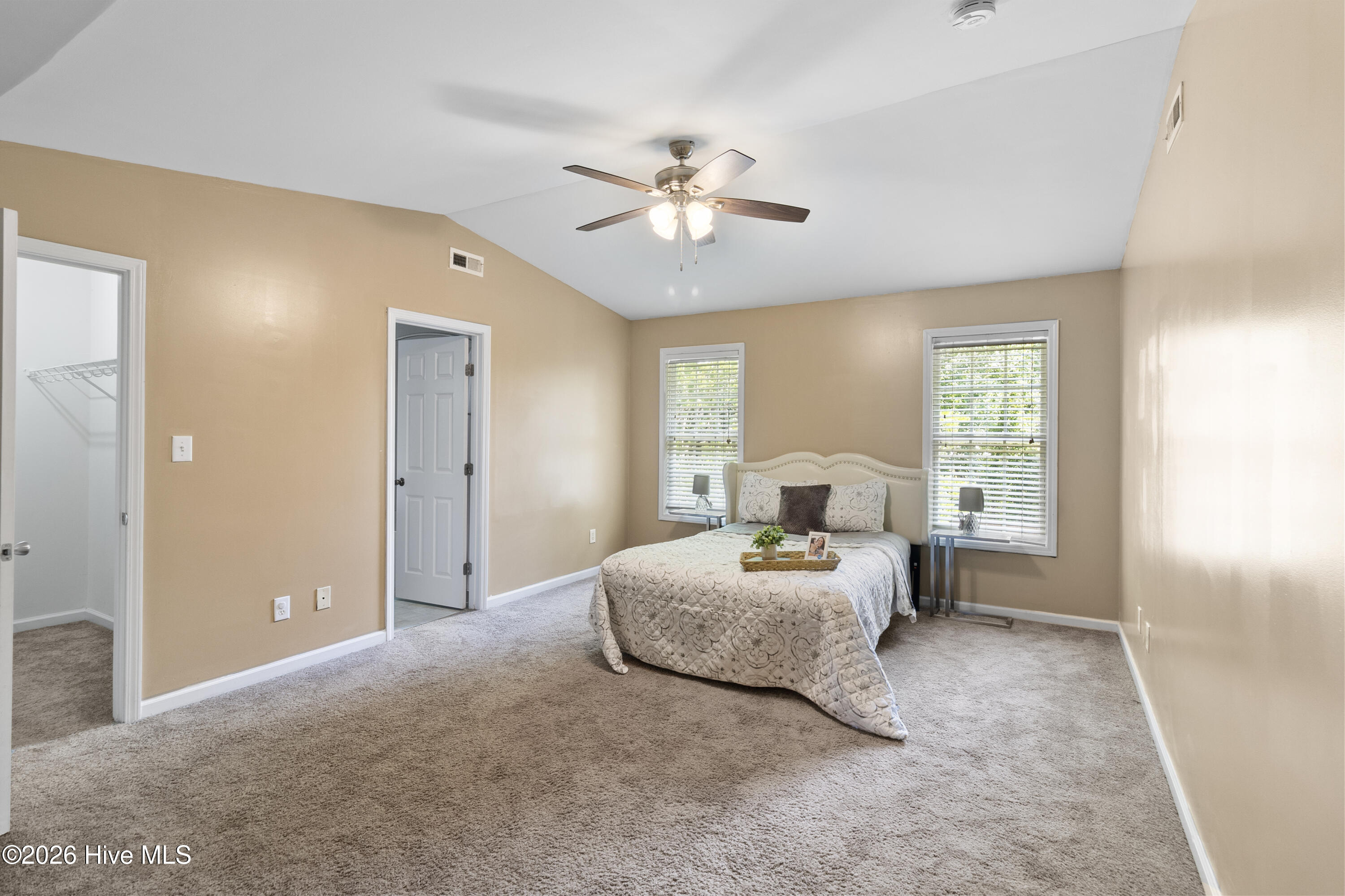 60 Hunters Way Property Photo 23