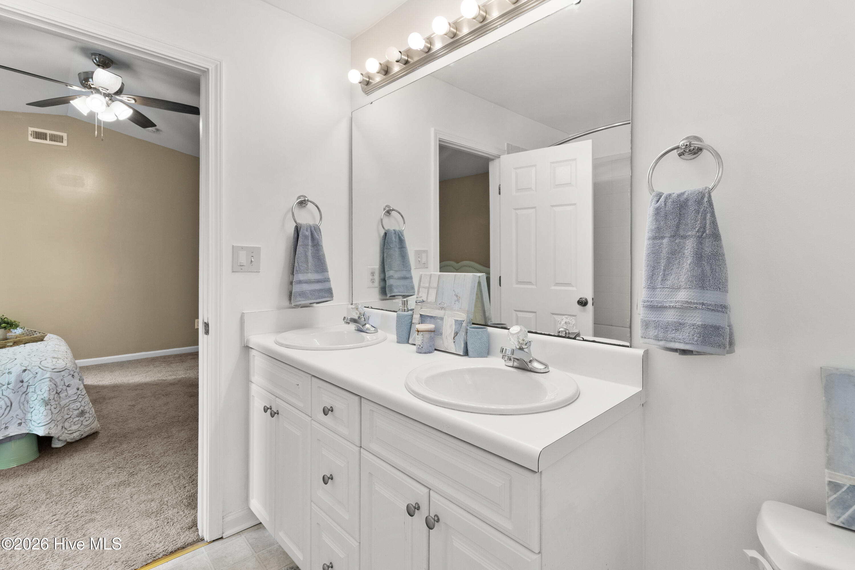 60 Hunters Way Property Photo 25