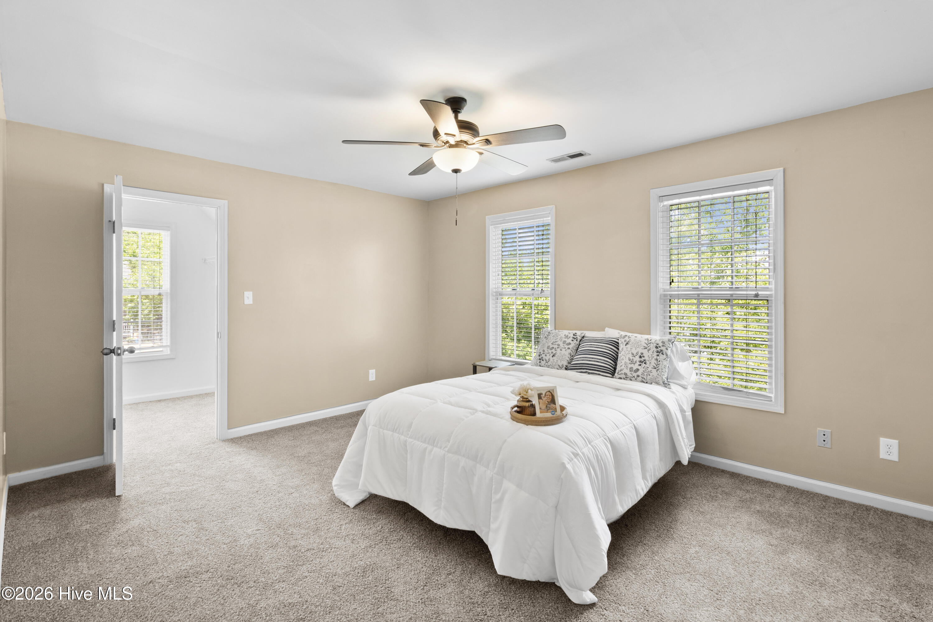 60 Hunters Way Property Photo 39