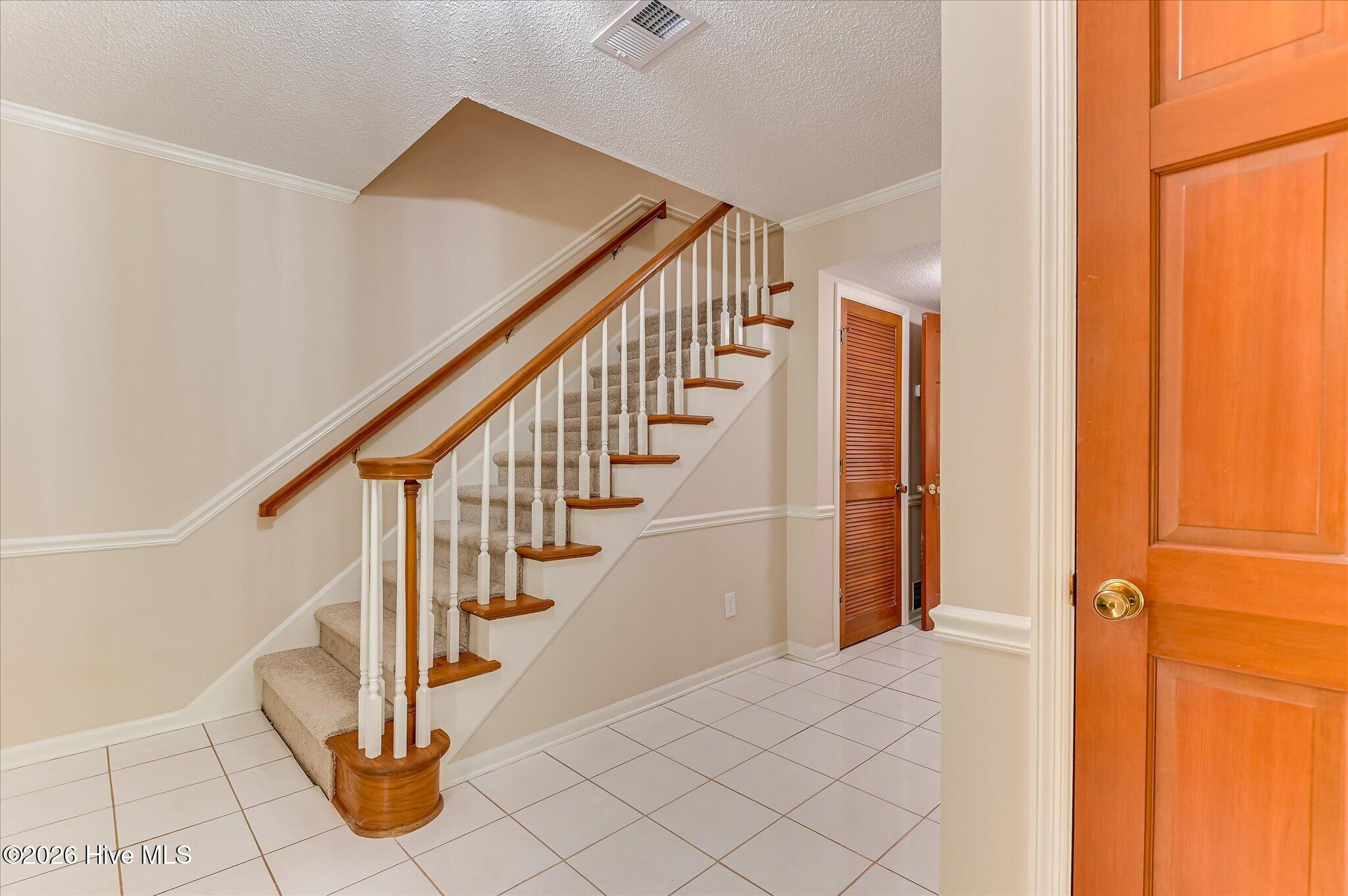 706 Wood Valley Road Property Photo 8