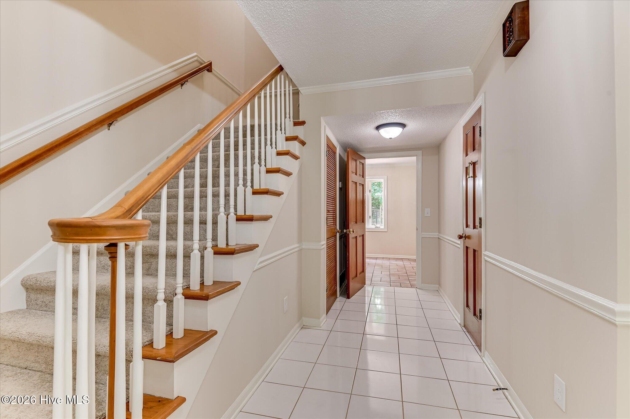 706 Wood Valley Road Property Photo 9