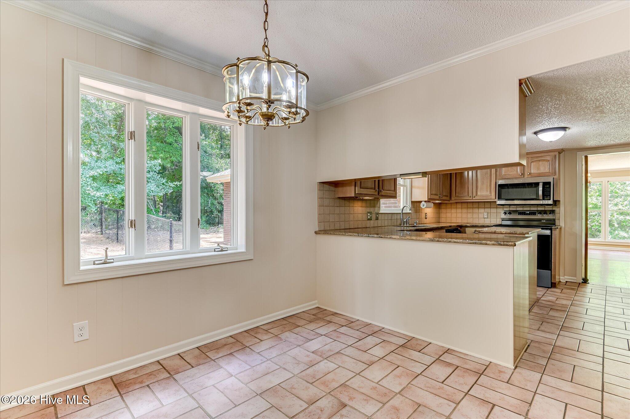 706 Wood Valley Road Property Photo 16