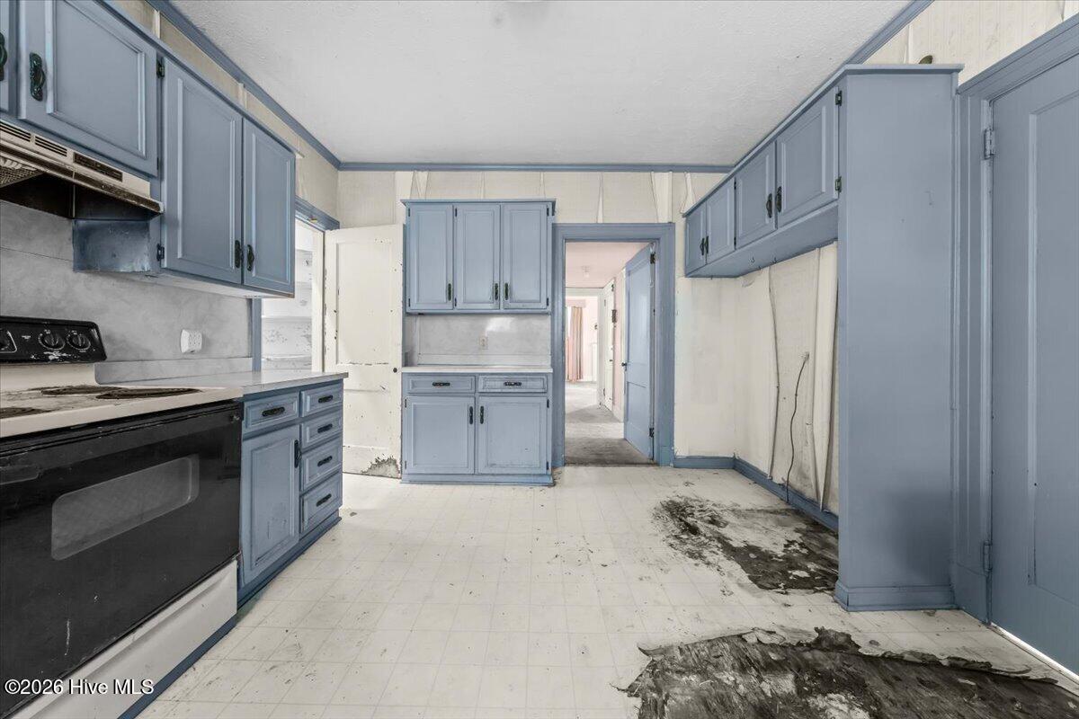 807 Fayetteville Road Property Photo 3