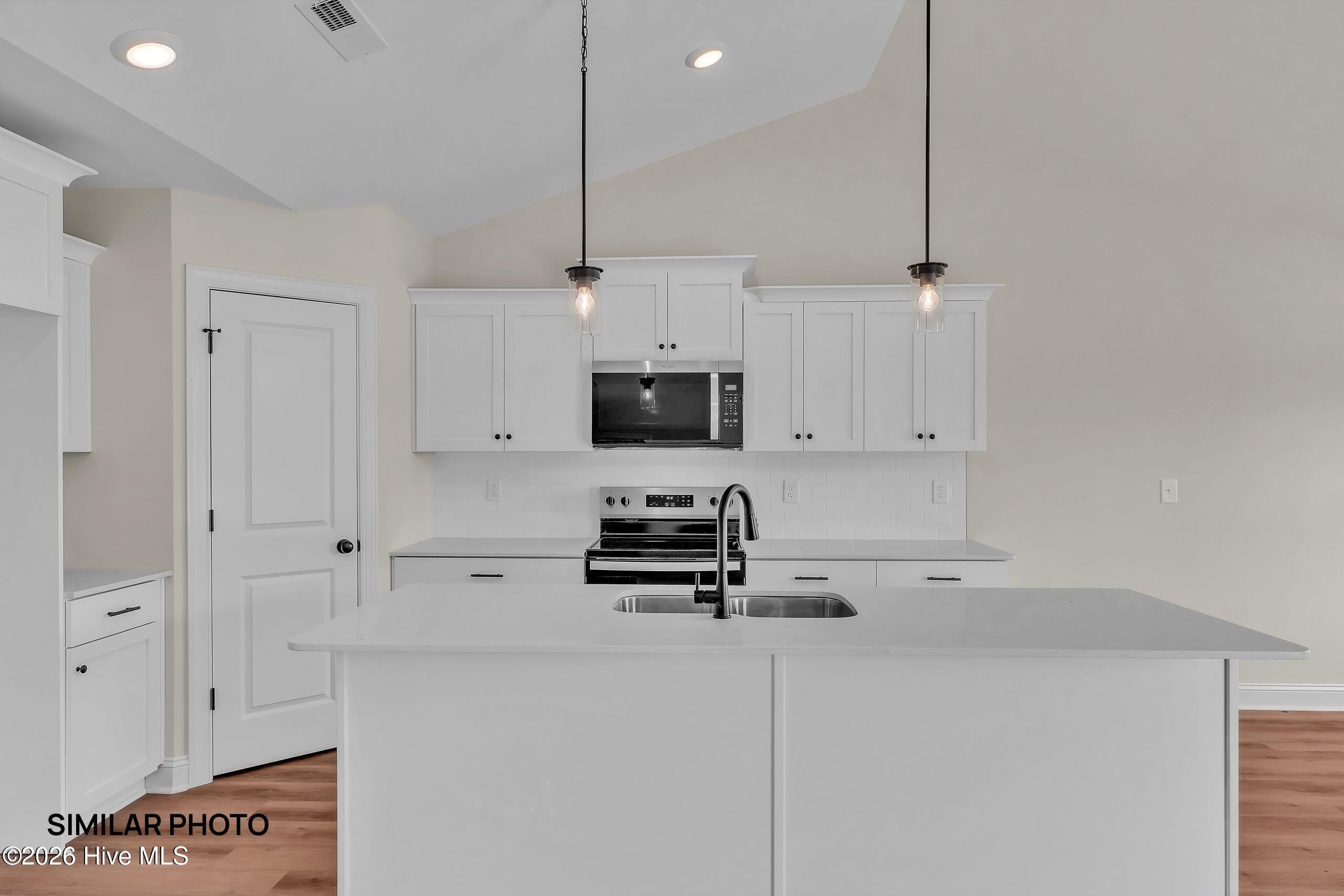 523 Large Oak Drive Lot #60 Property Photo 8