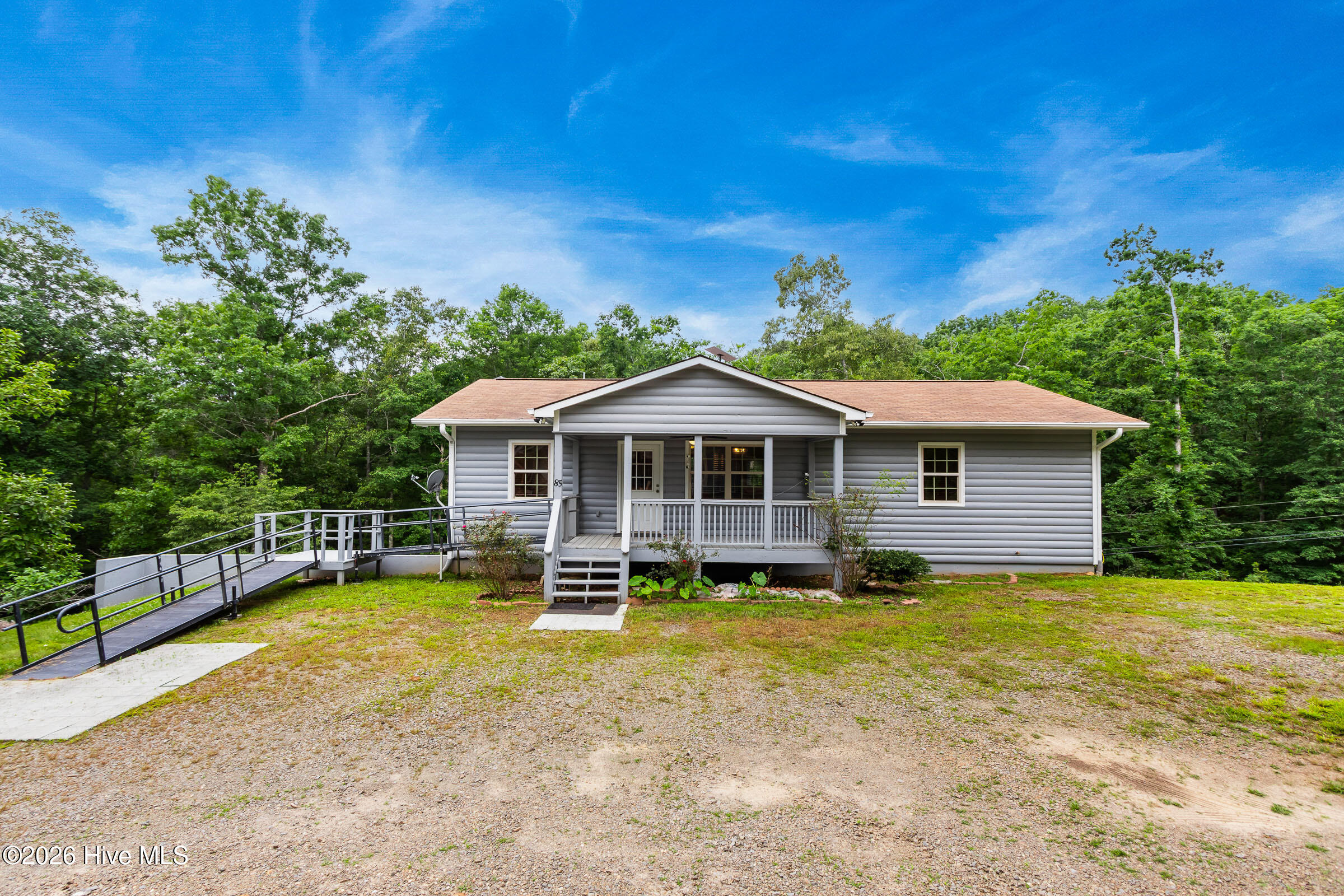 85 Sunray Circle Property Photo 2