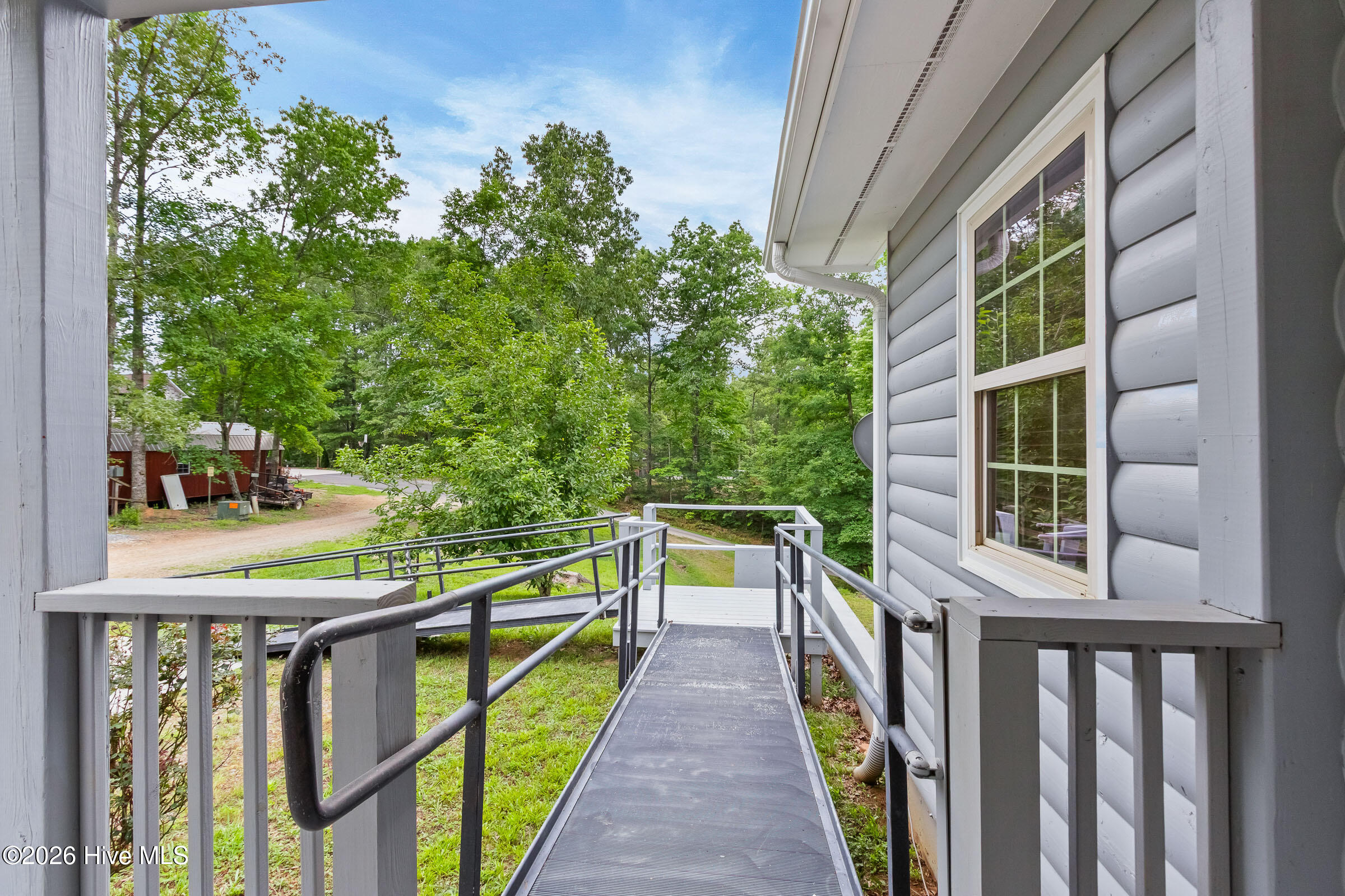 85 Sunray Circle Property Photo 8