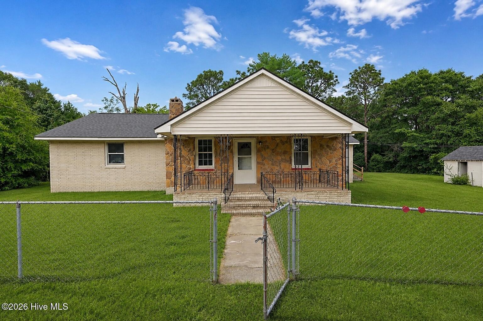 163 E Hudson Lane Property Photo 1