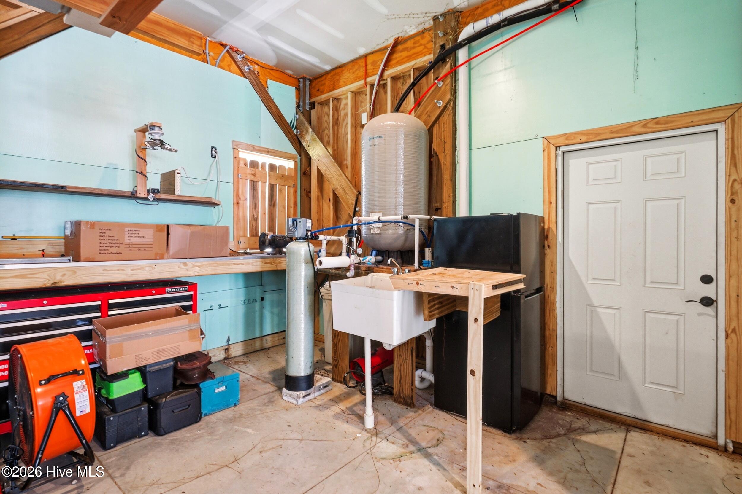 312 Loder Avenue Property Photo 7